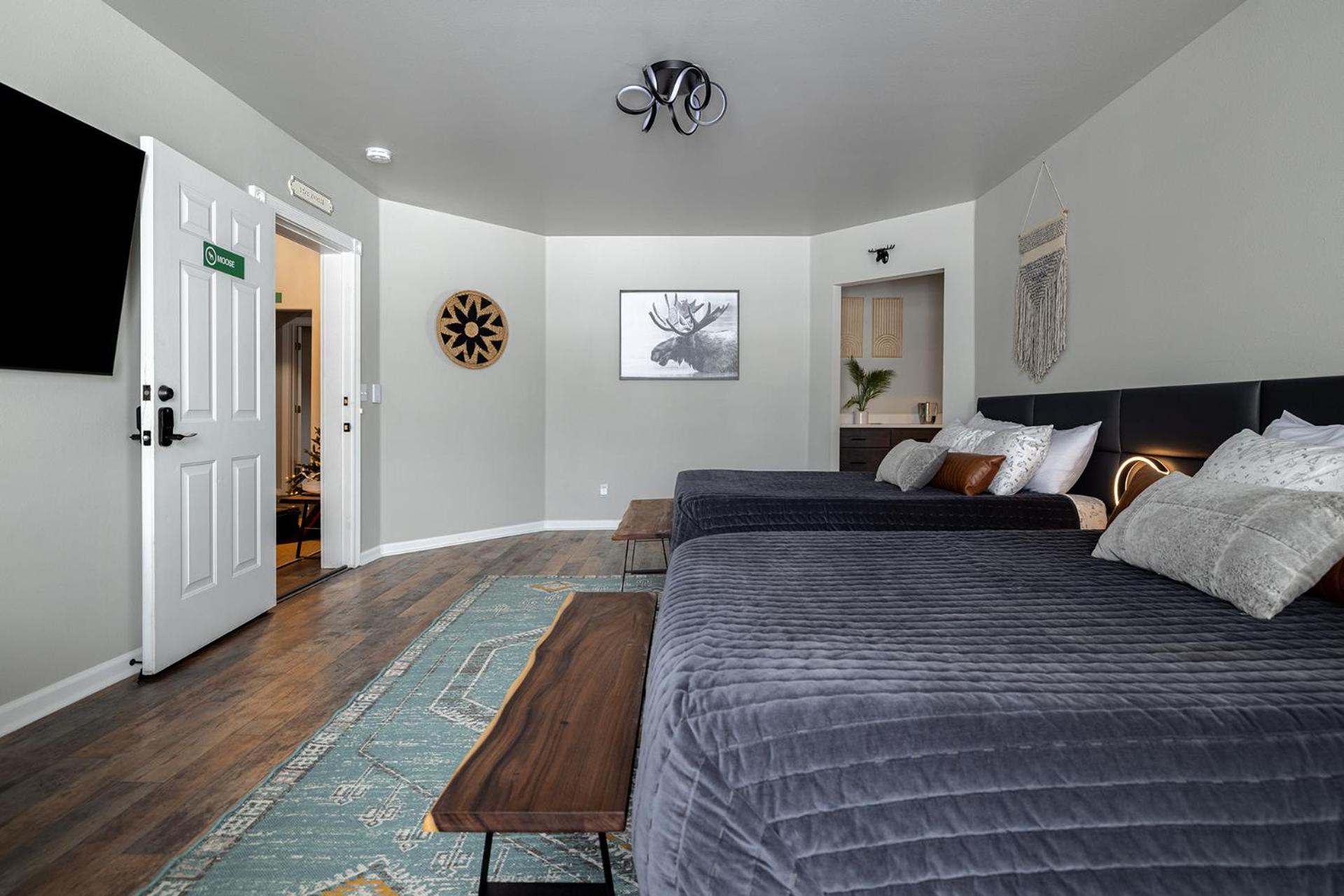 Deluxe Suite - Photo 3