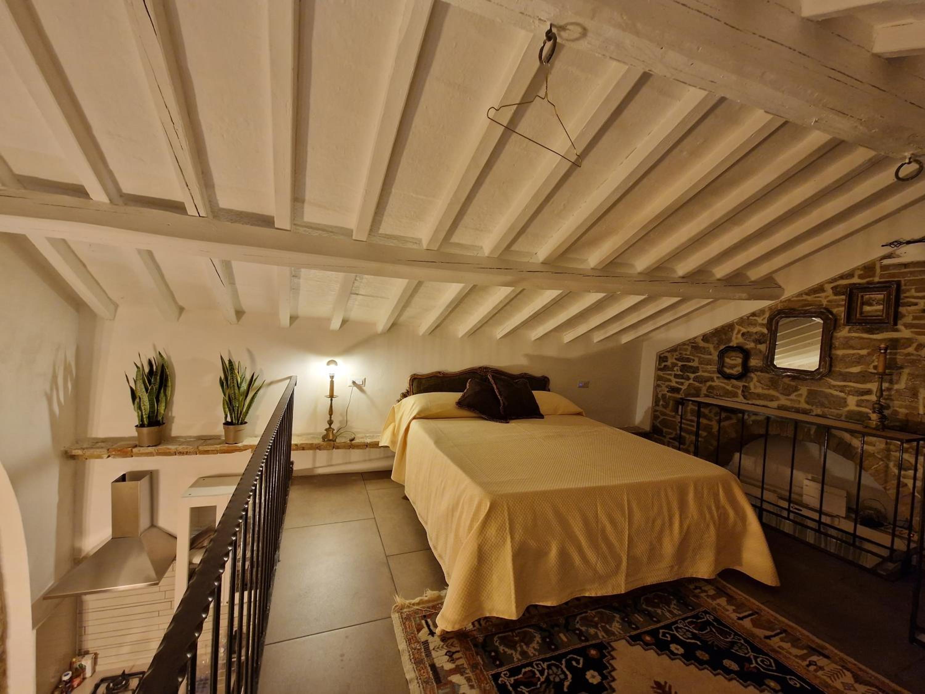 One-Bedroom House photo 1
