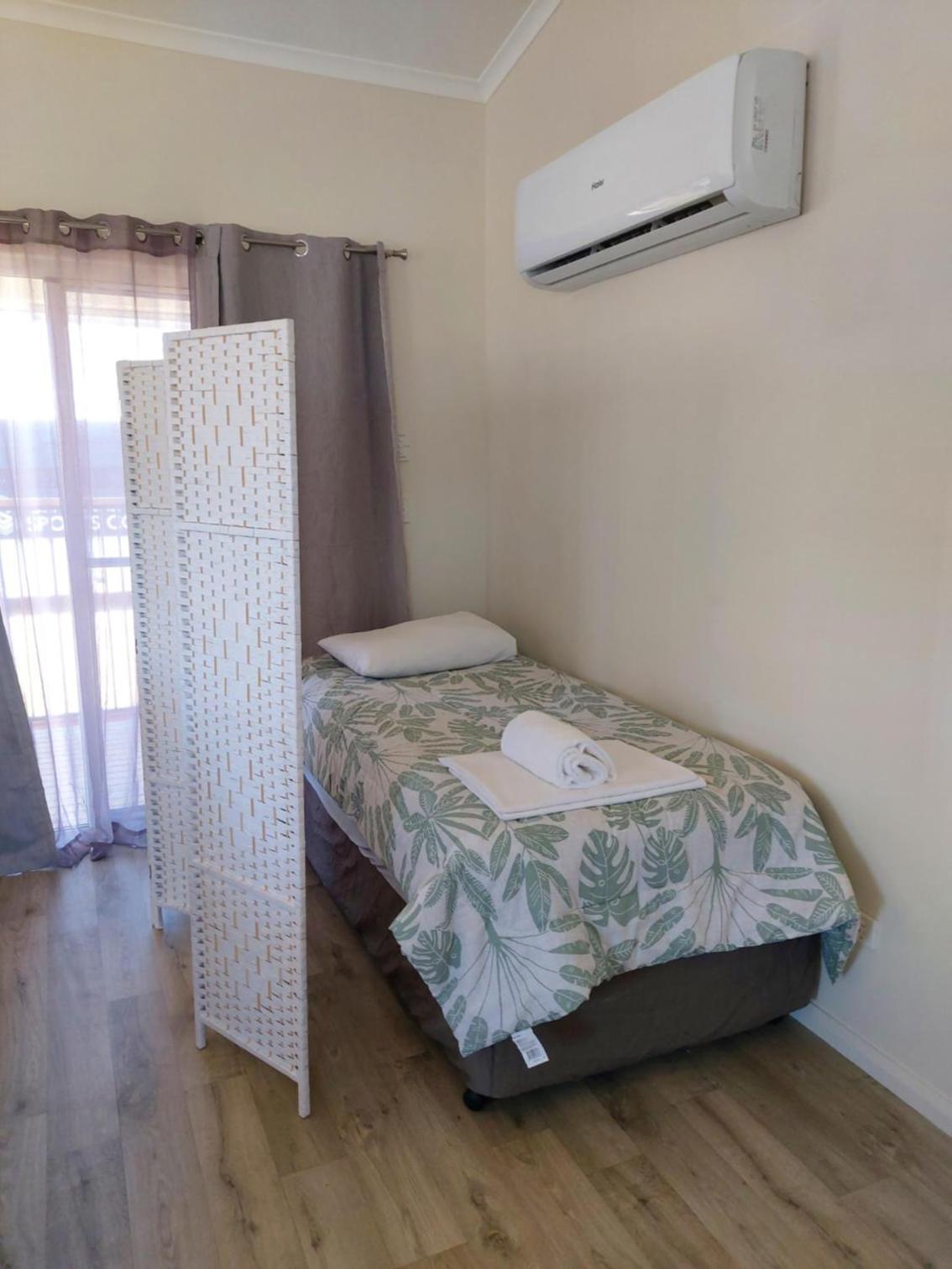 Double Room with Private Bathroom photo 3