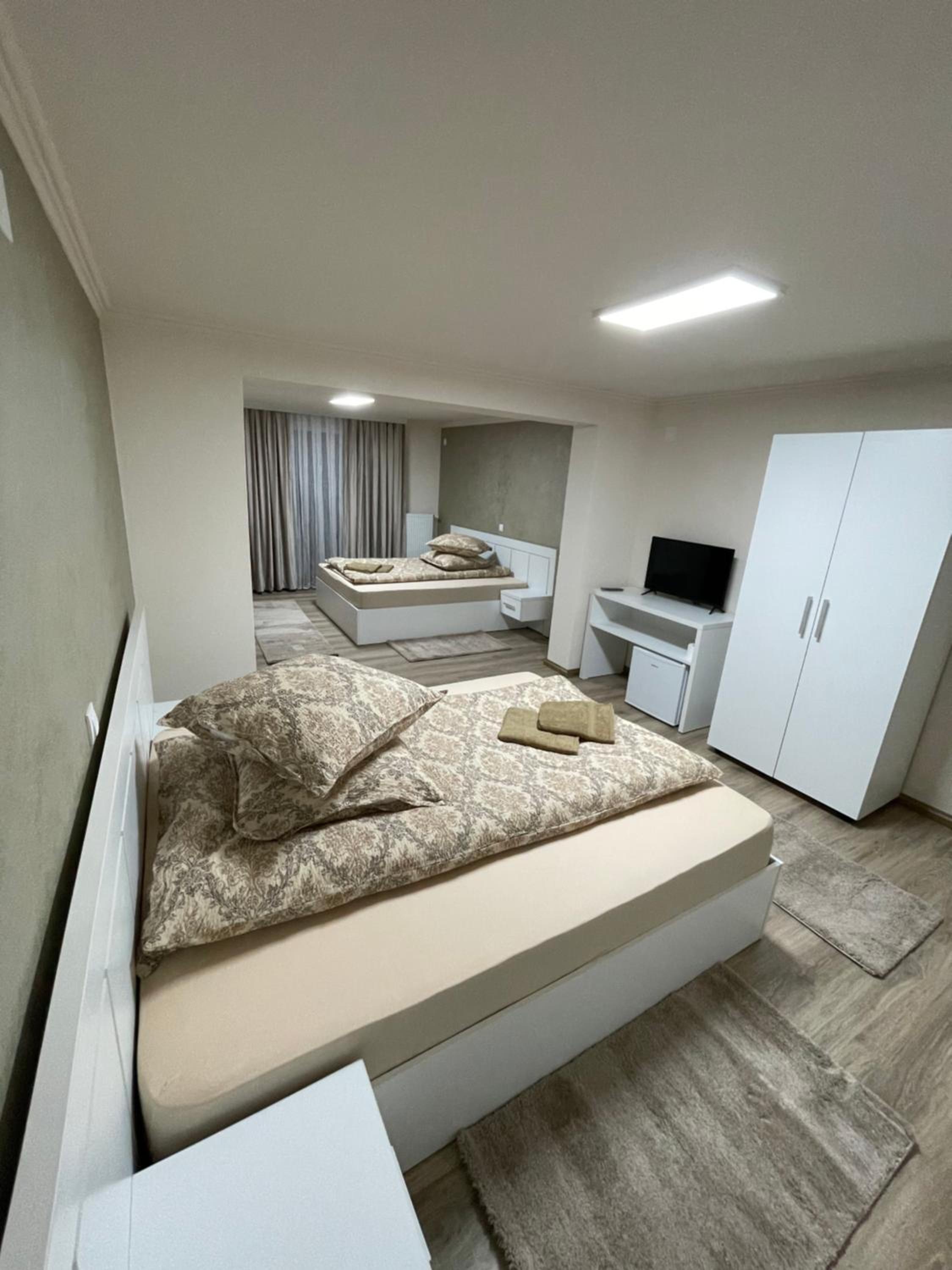 Deluxe Family Room photo 3