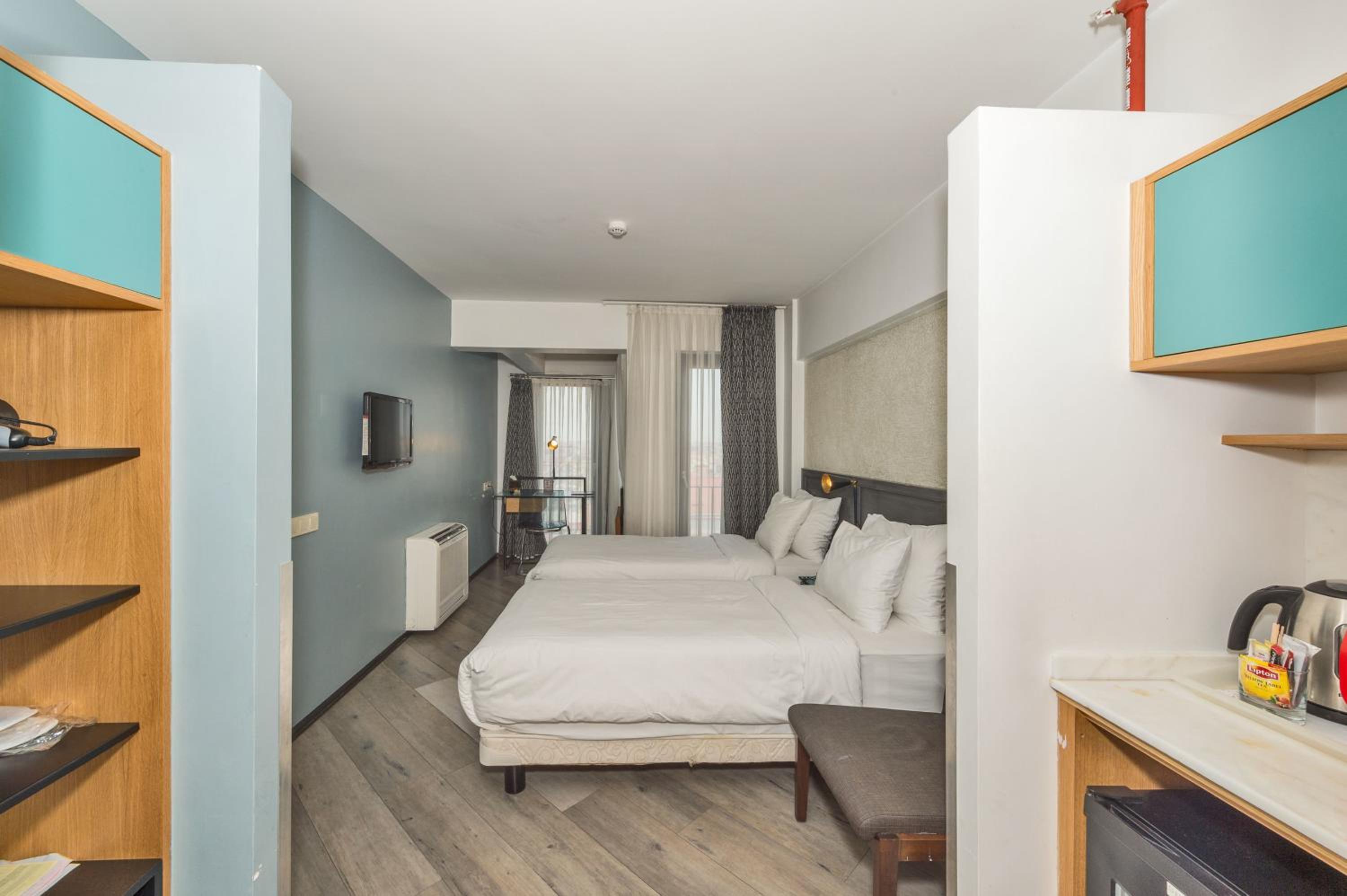 Deluxe Twin Room photo 3