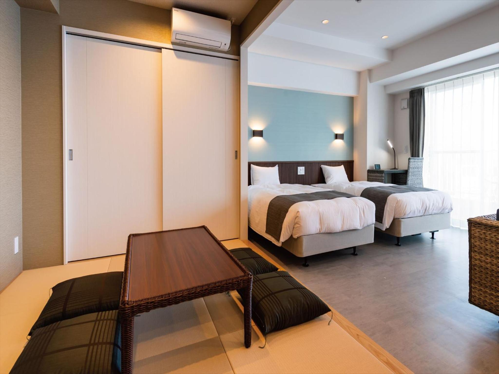 Upper Floor Premium Suite Condo - Photo 9