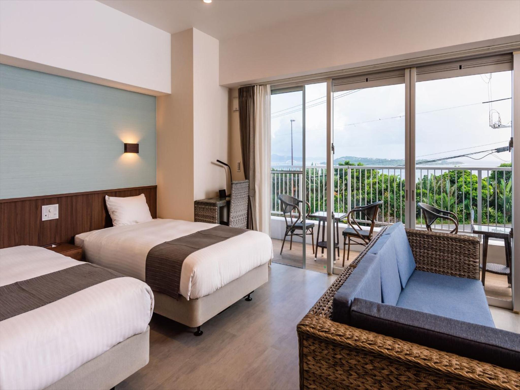 Upper Floor Premium Suite Condo - Photo 10