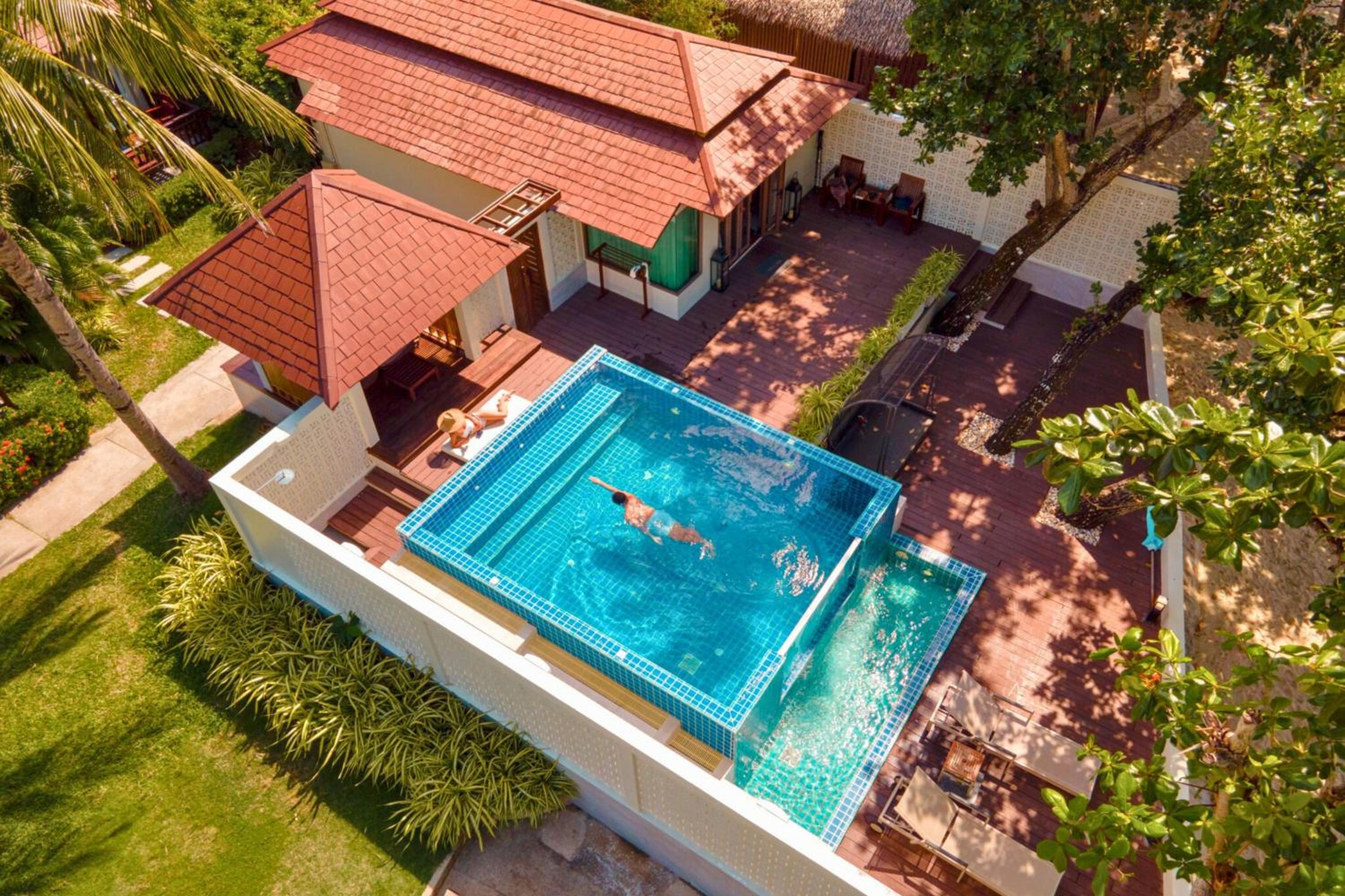 Suite Villa Fronte Spiaggia con Piscina