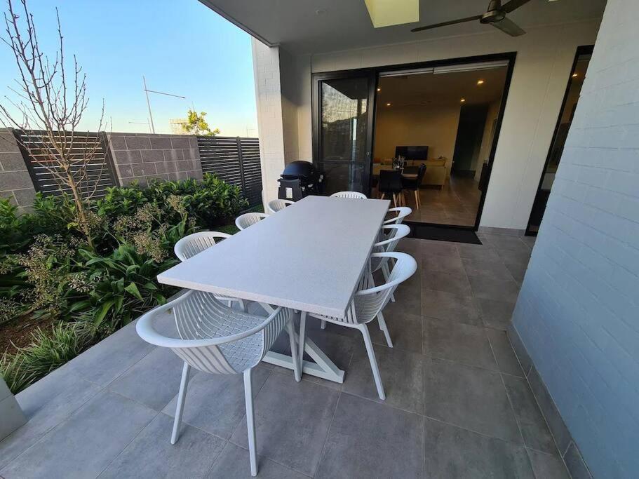 Four-Bedroom House photo 3