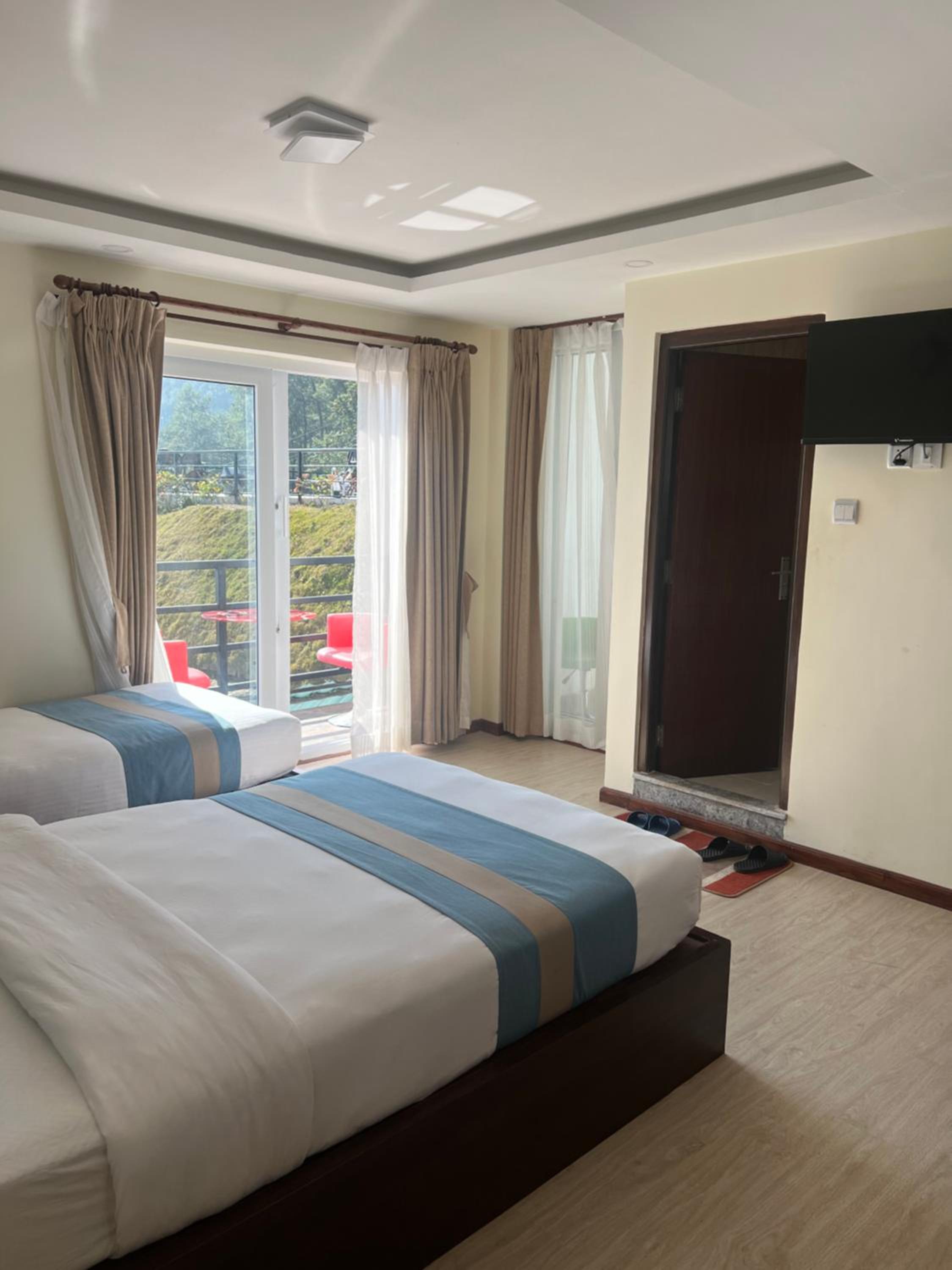 Deluxe Twin Room photo 2