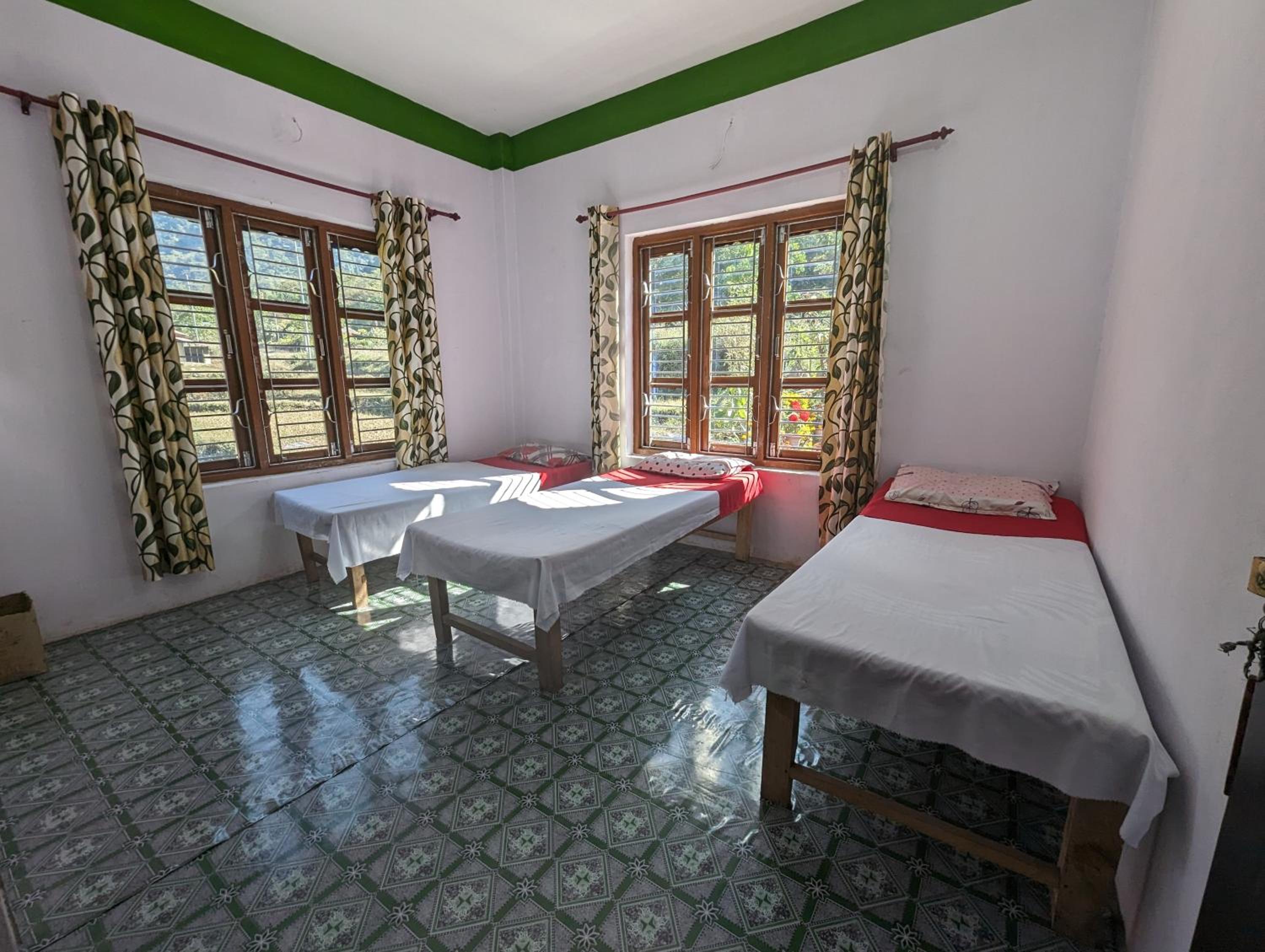 Triple Room With Private Bathroom photo 1