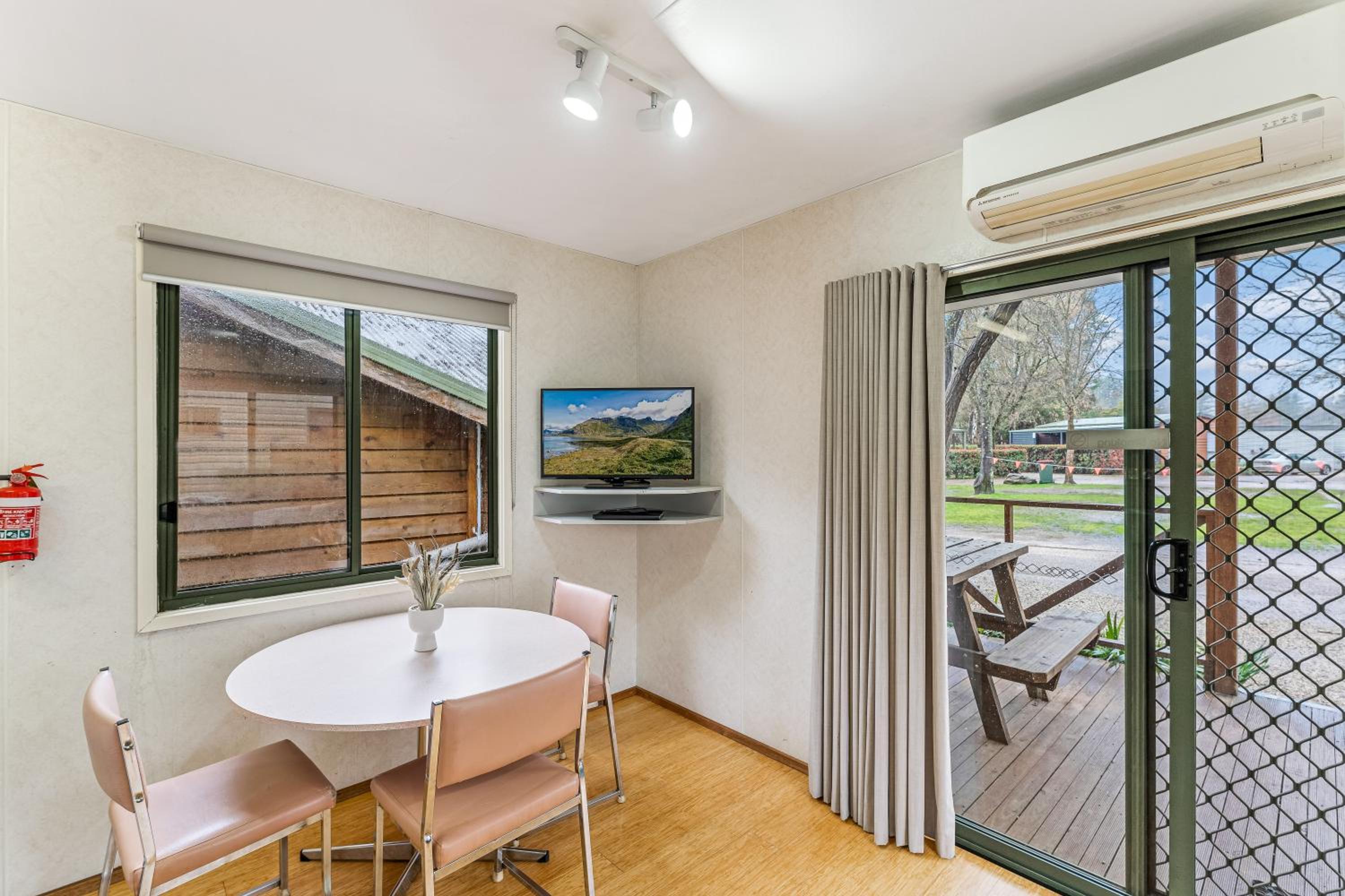 Standard Cabin (2BR) photo 3