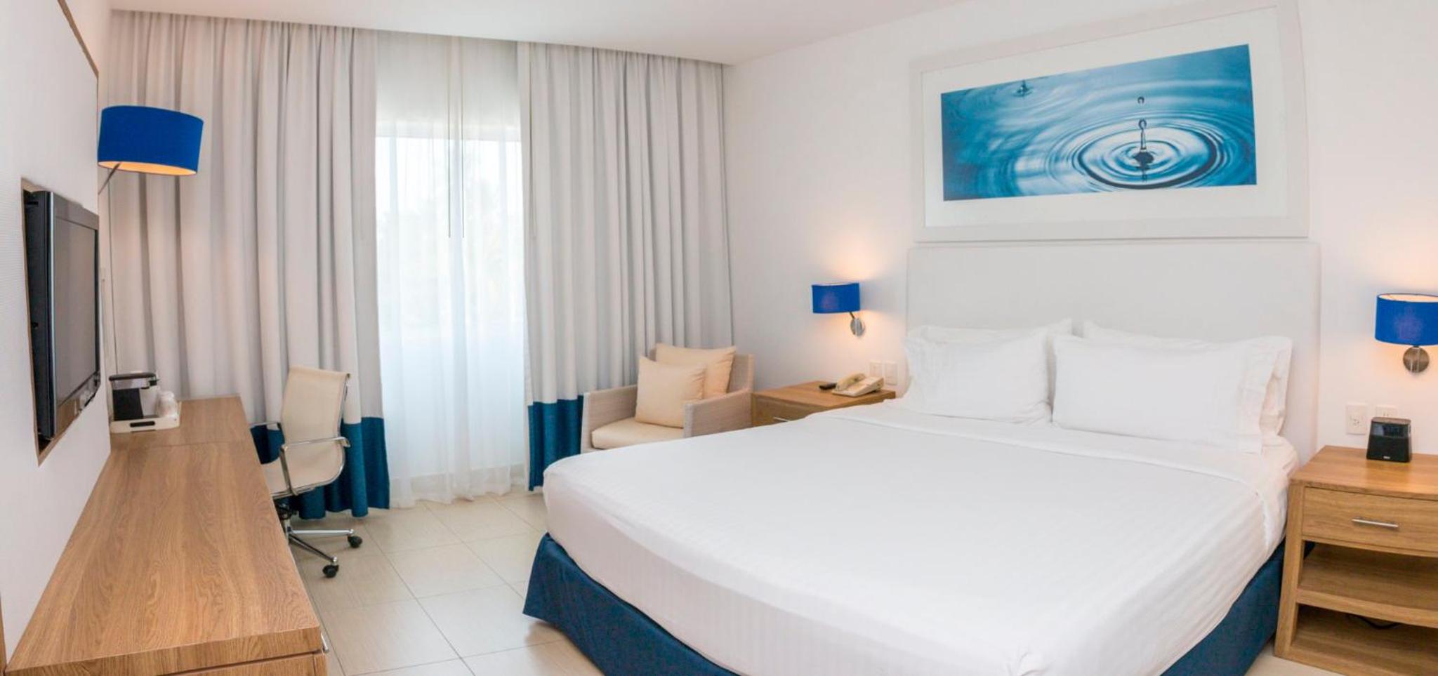 Standard King Room - Photo 2