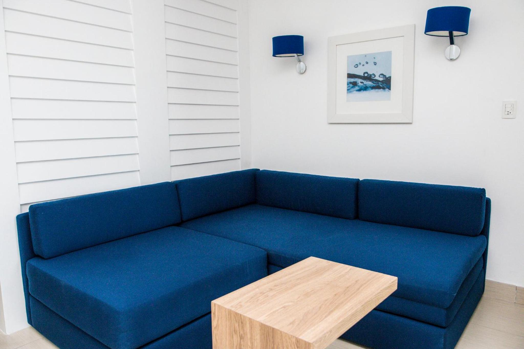 King Suite - Photo 2