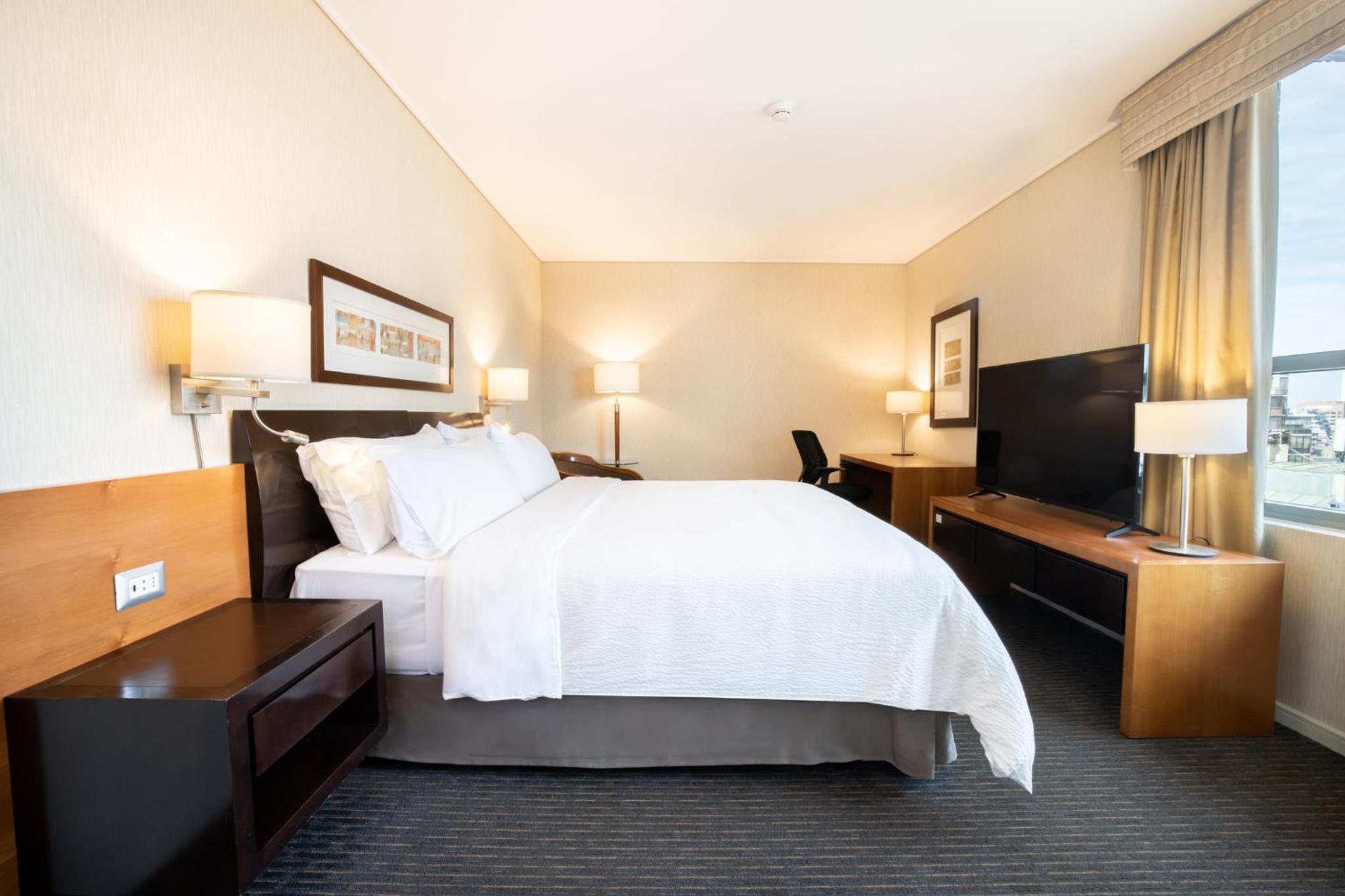 Standard King Room - Photo 1