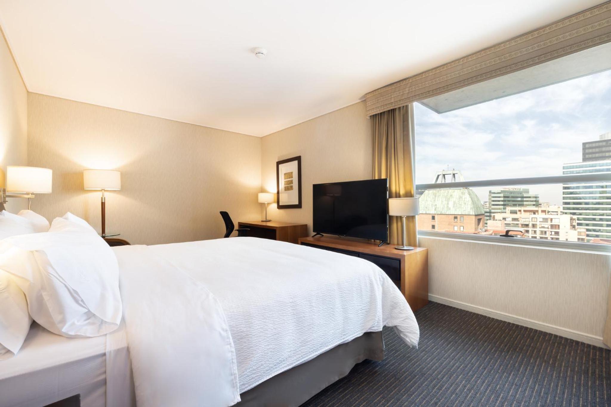 Standard King Room - Photo 3