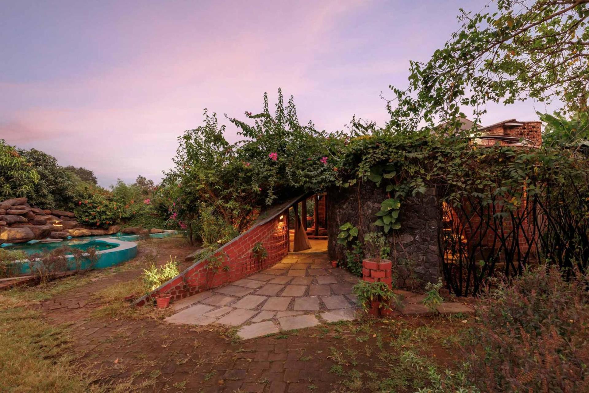 Villa photo 2