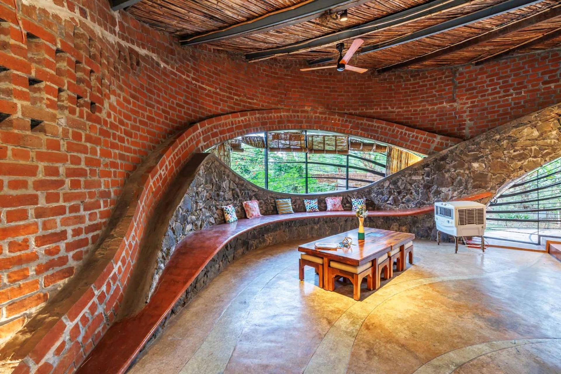 Villa photo 1