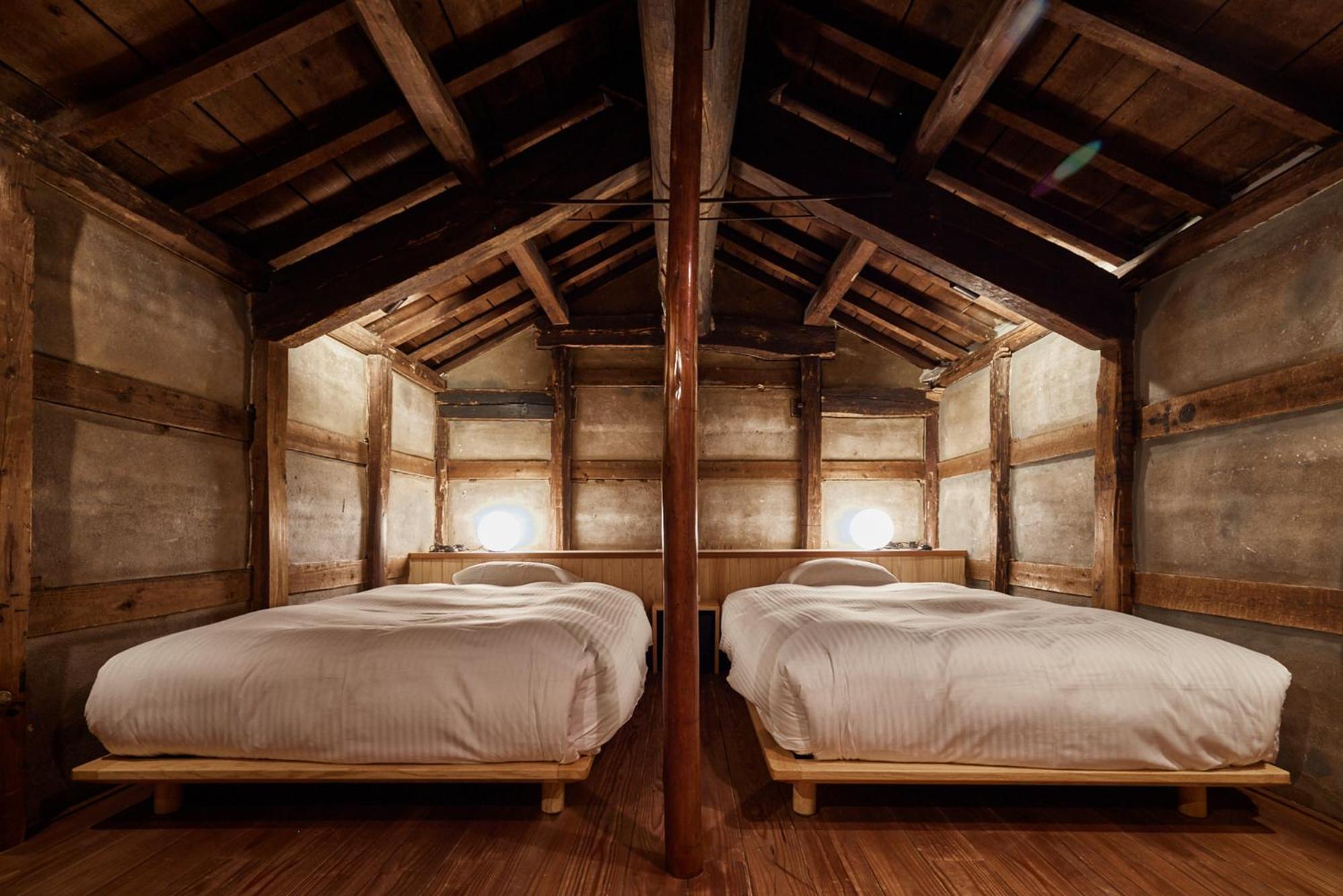 Economy Twin Room
