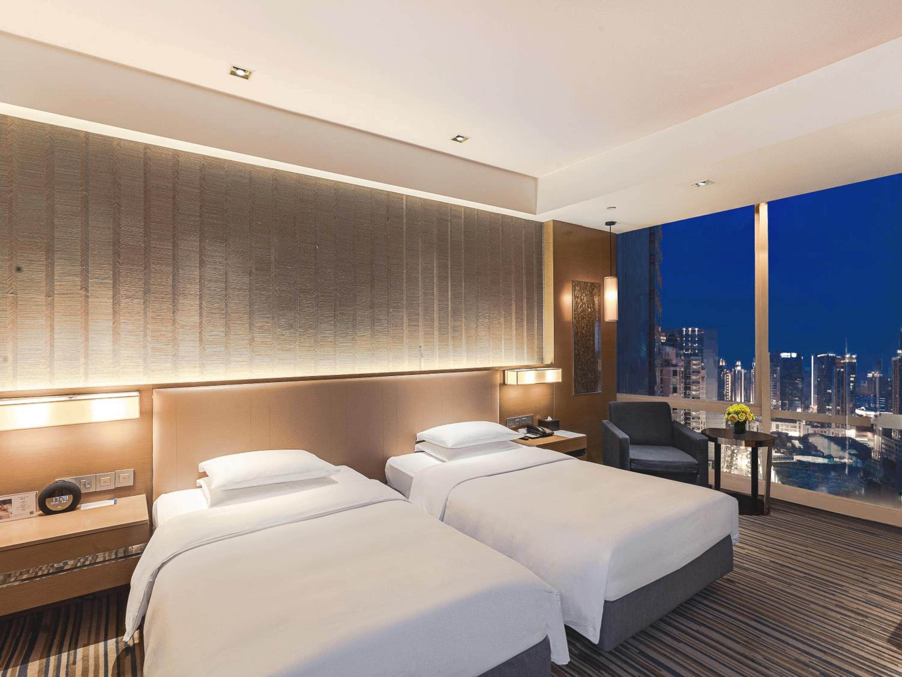 Twin Room - Club Access