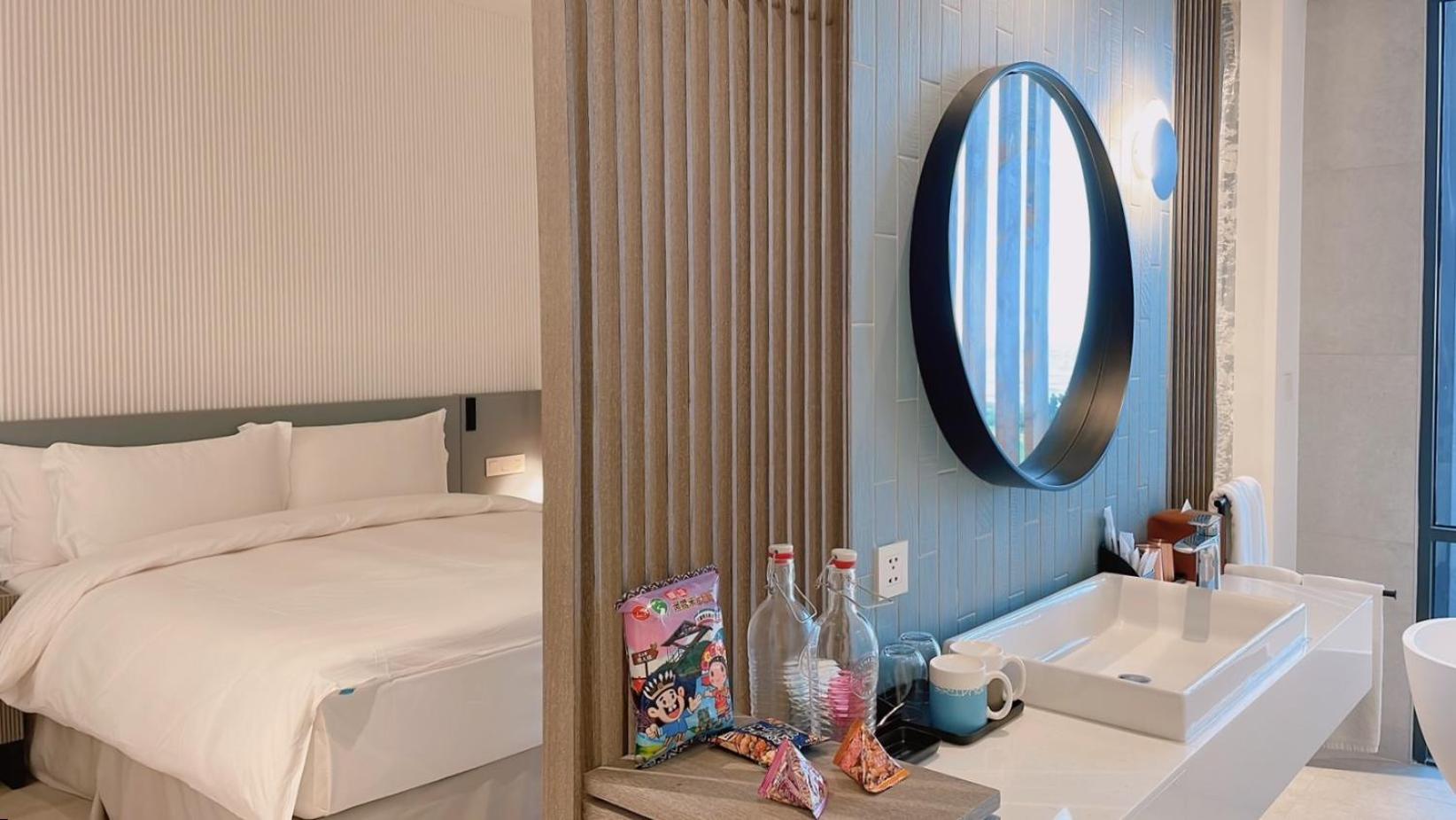 Double Room with Sea View - Photo 1