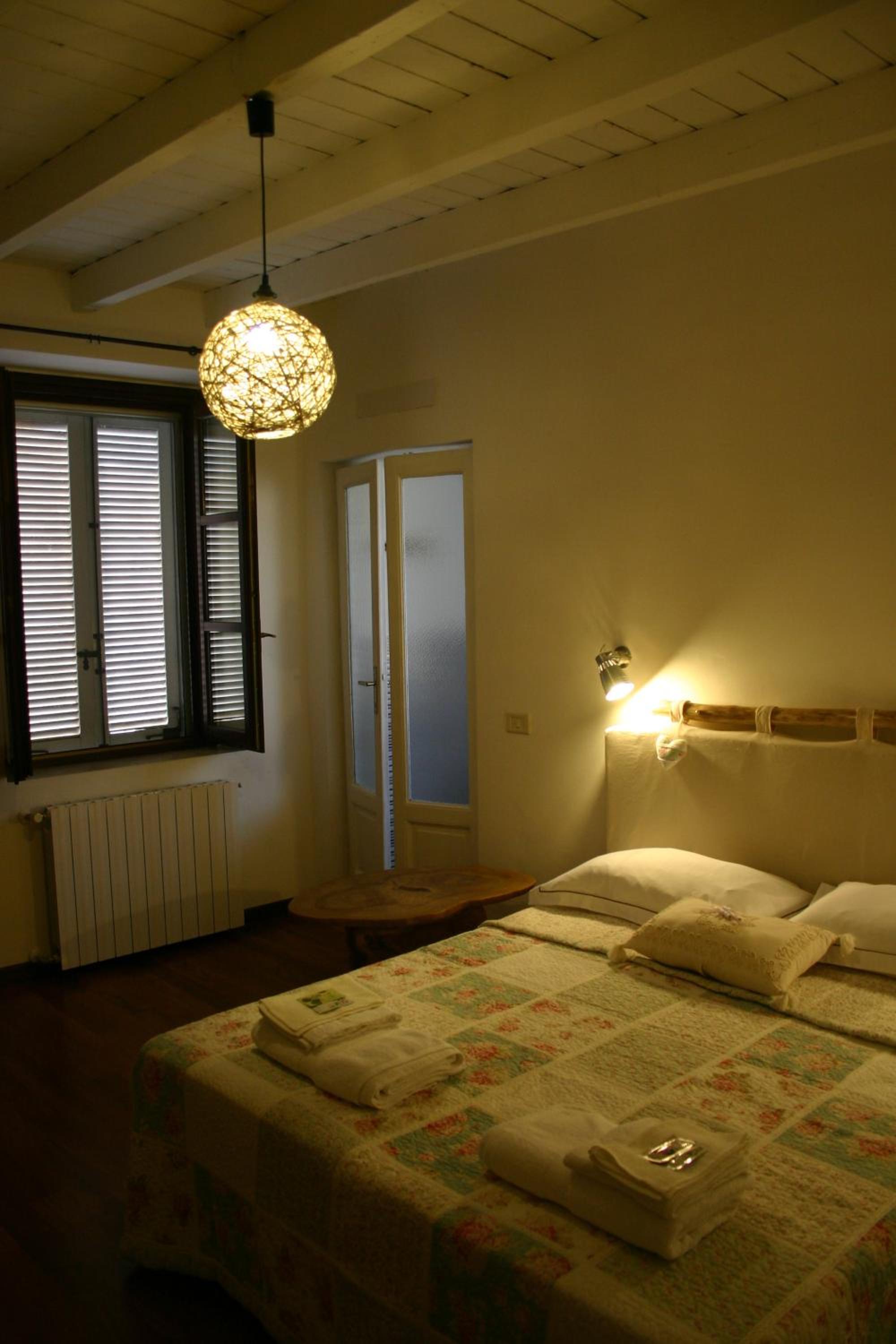 Triple Room with Private Bathroom photo 2