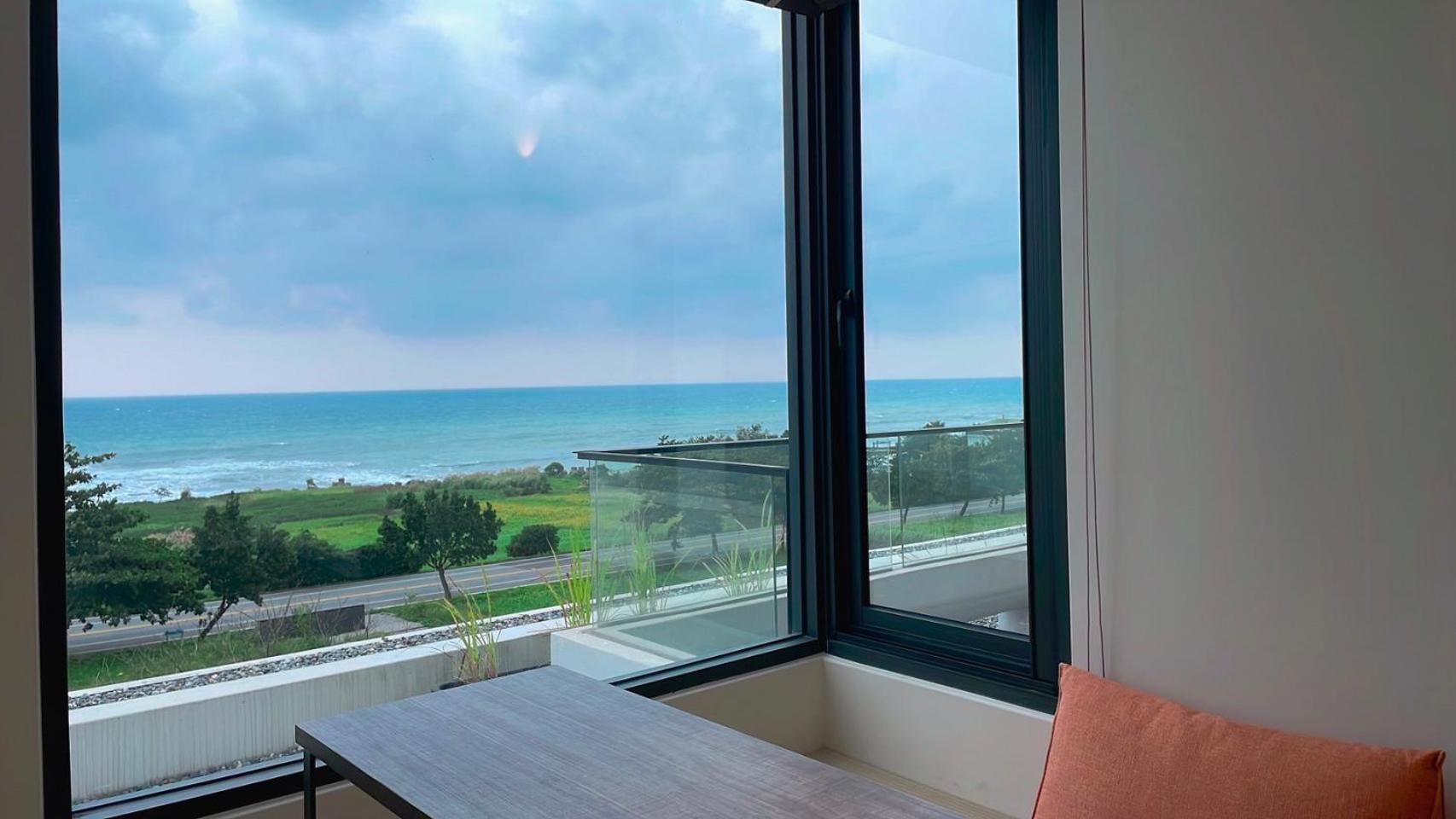 Triple Room with Sea View - Photo 10