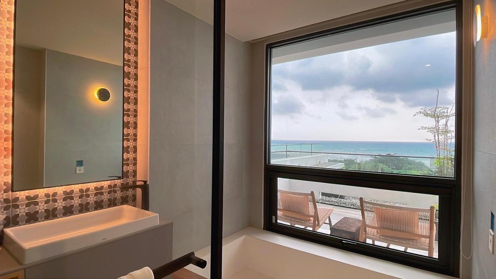 Triple Room with Sea View - Photo 7