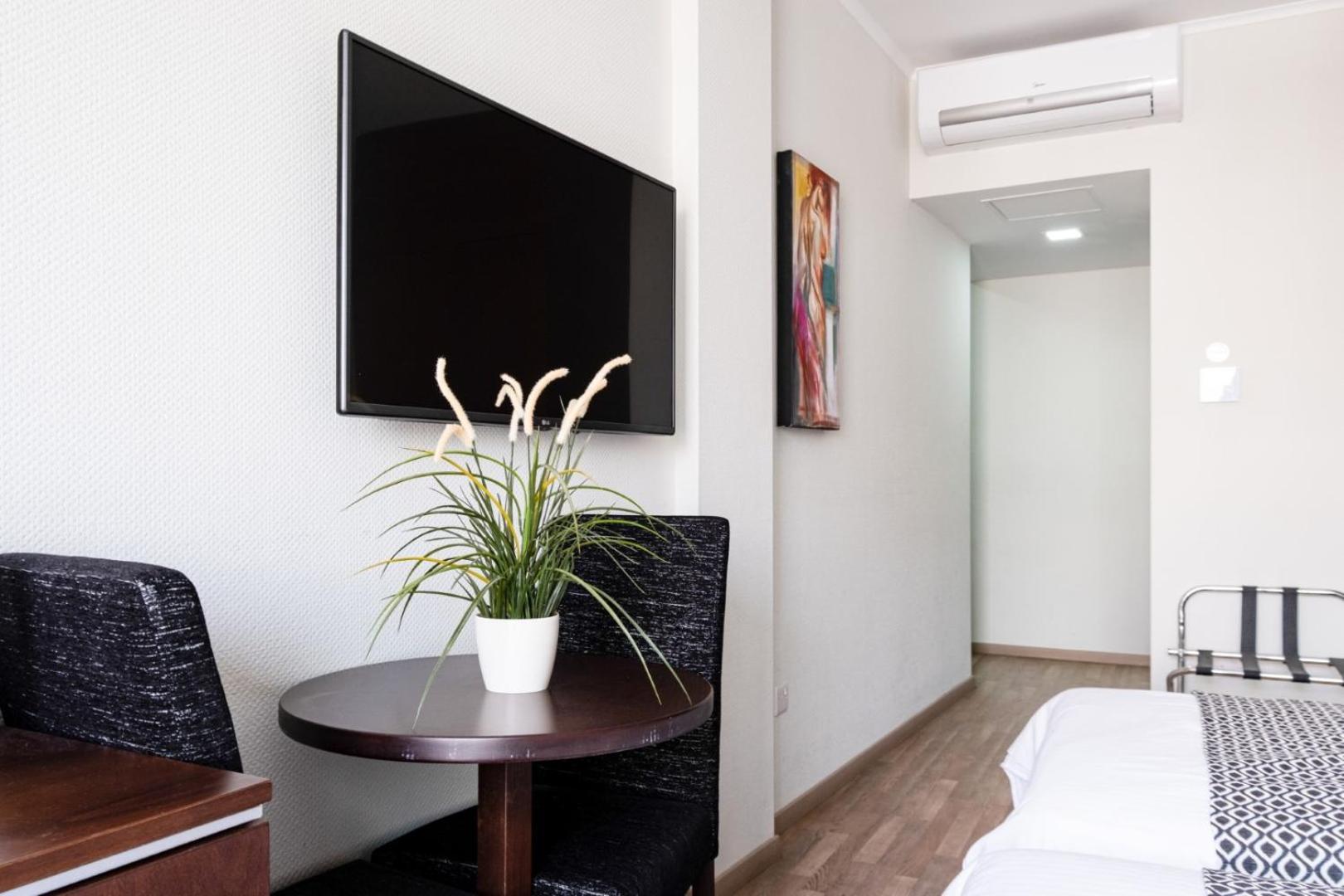 Triple Room - Photo 7