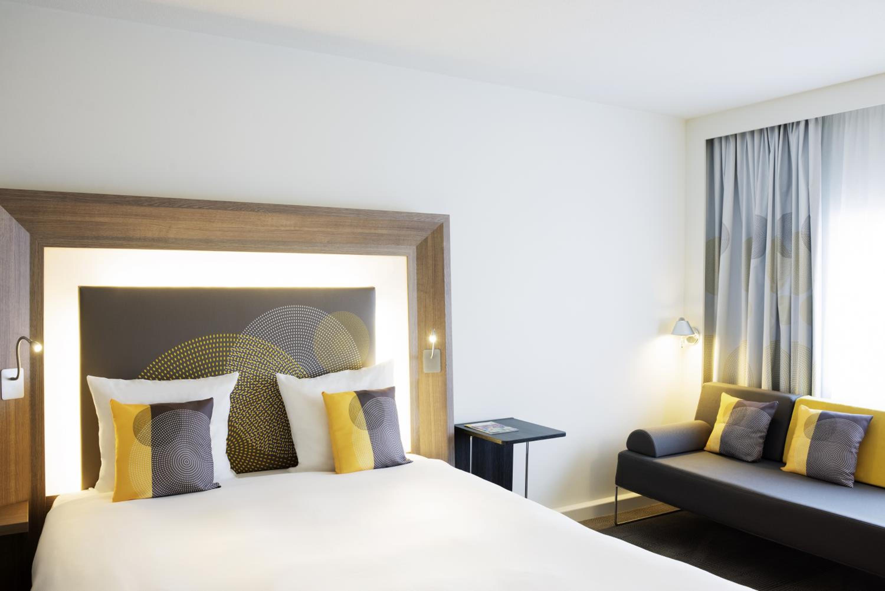 Standard Room with Double Bed and One Sofa Bed photo 1