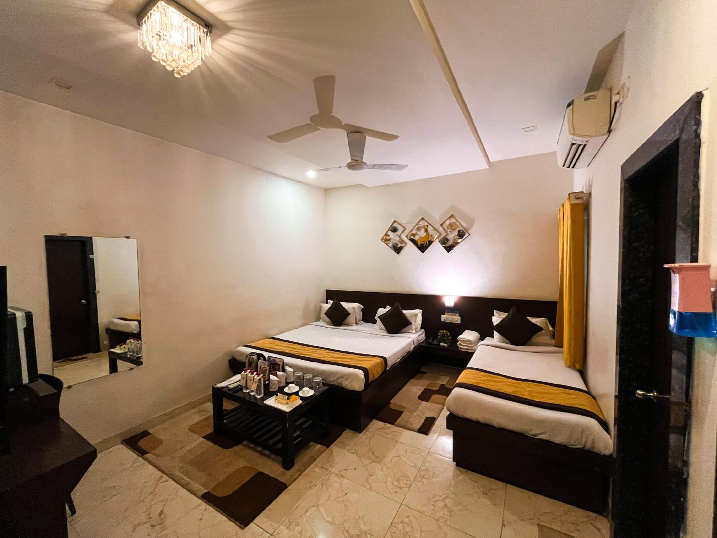 Superior Triple Room - Photo 39