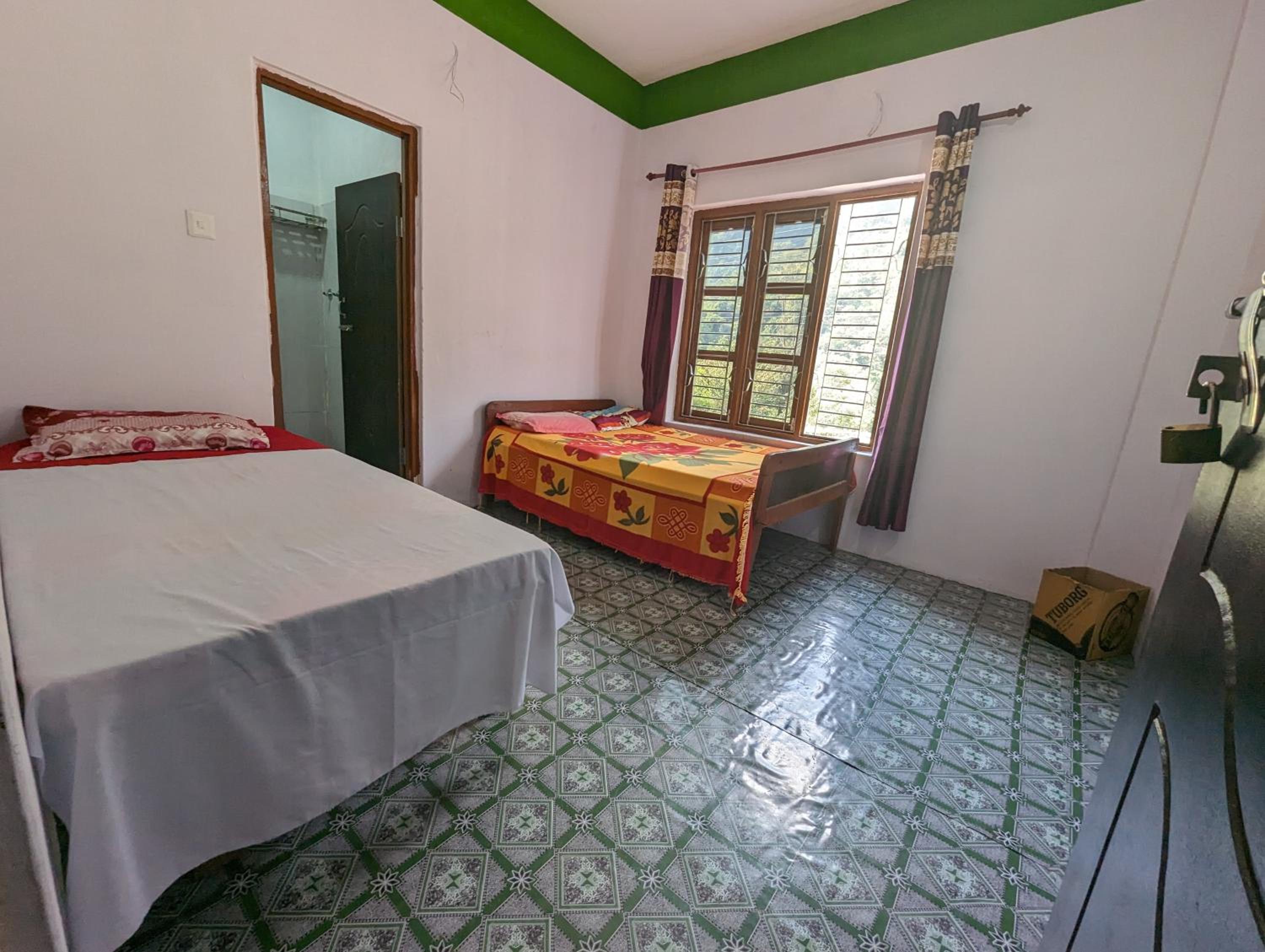 Double Room With Private Bathroom photo 1