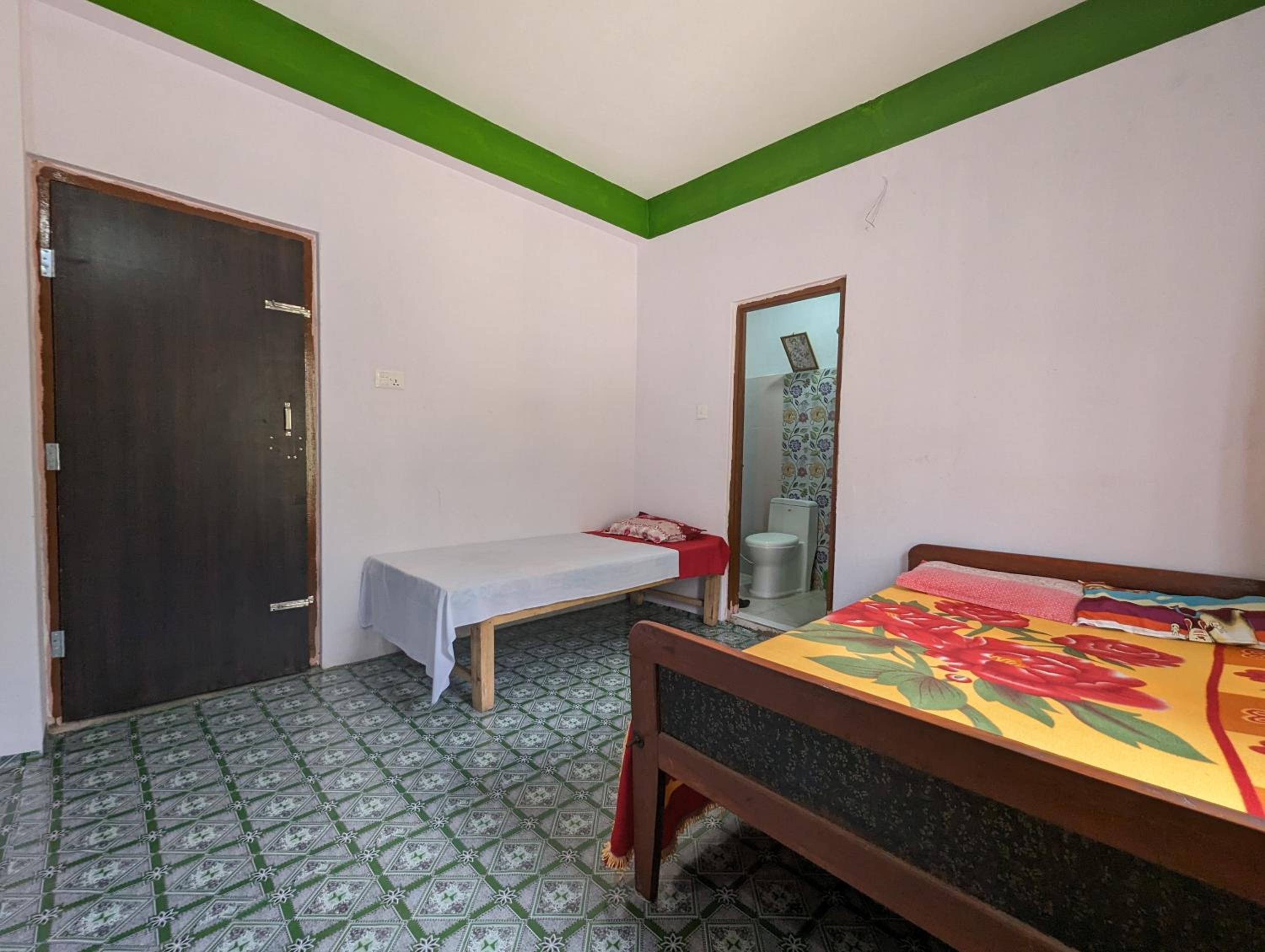 Double Room With Private Bathroom photo 3