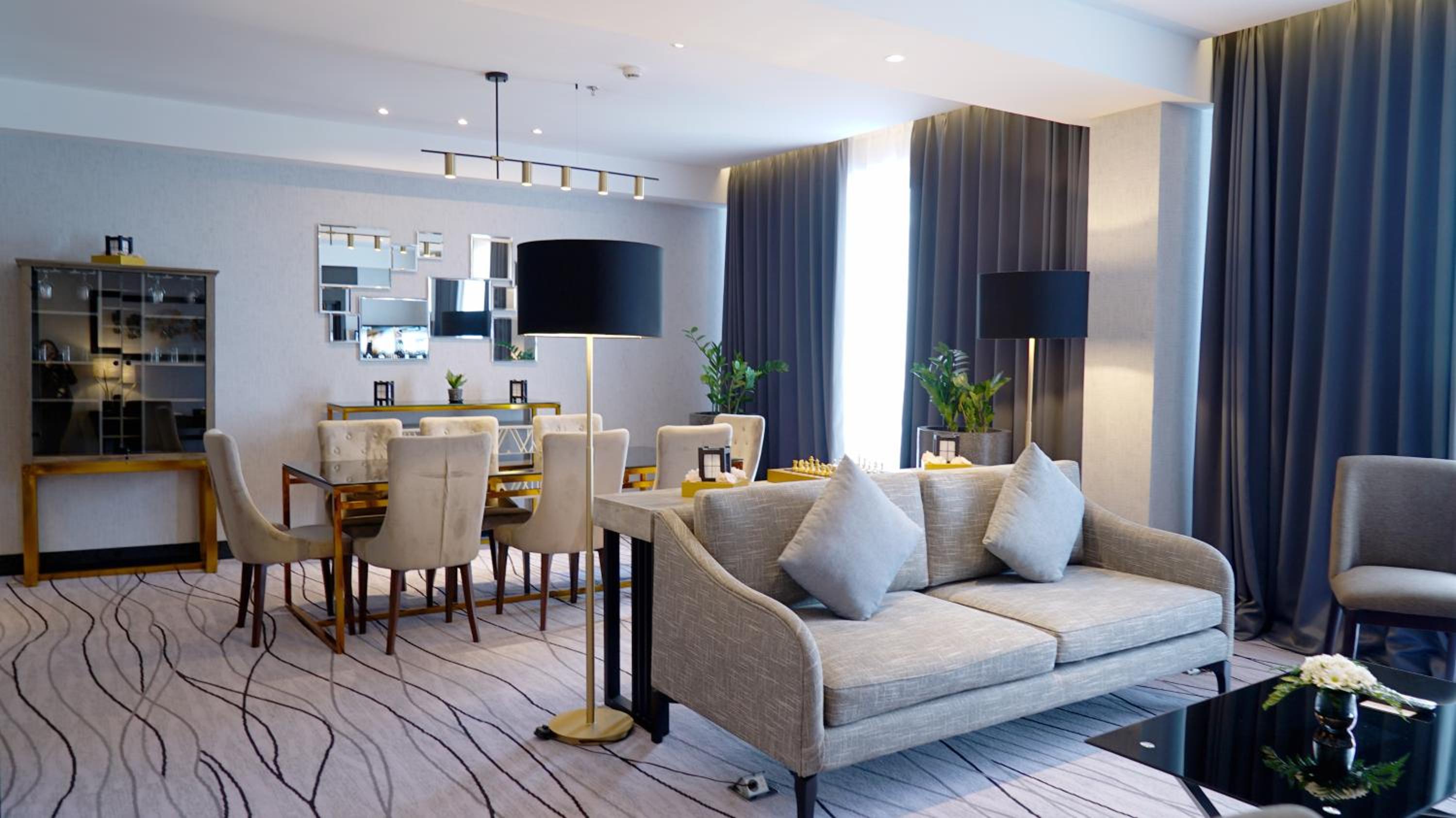 Grand Suite with Daily Afternoon Tea photo 3