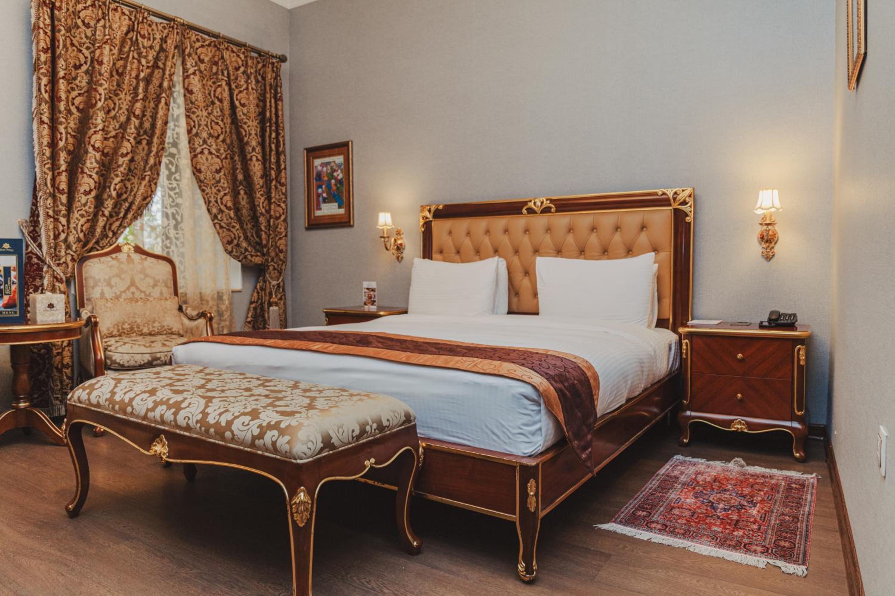 Deluxe Double Room photo 3