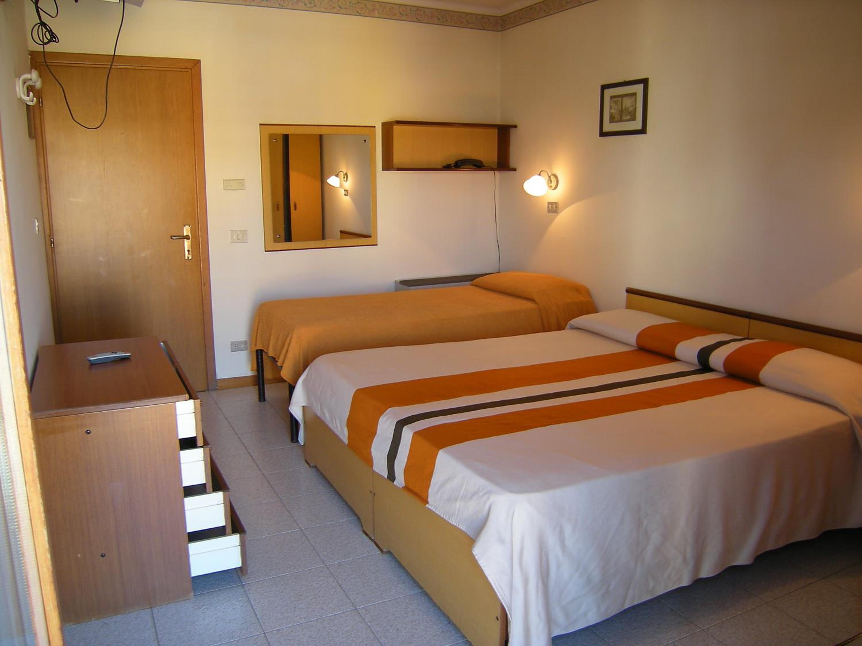 Triple Room - Photo 3