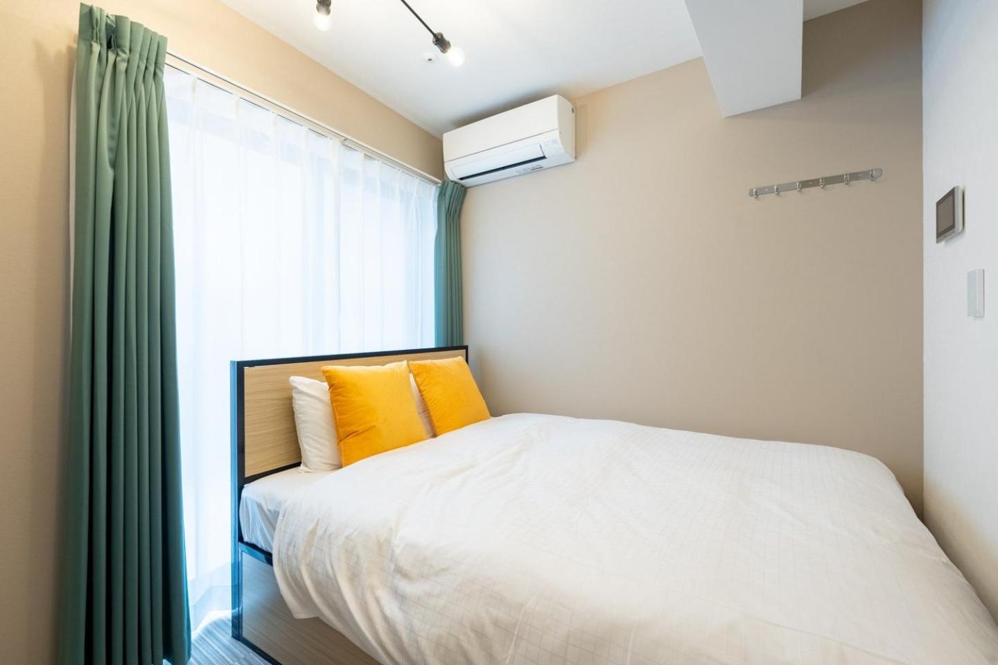One-Bedroom Apartment photo 3
