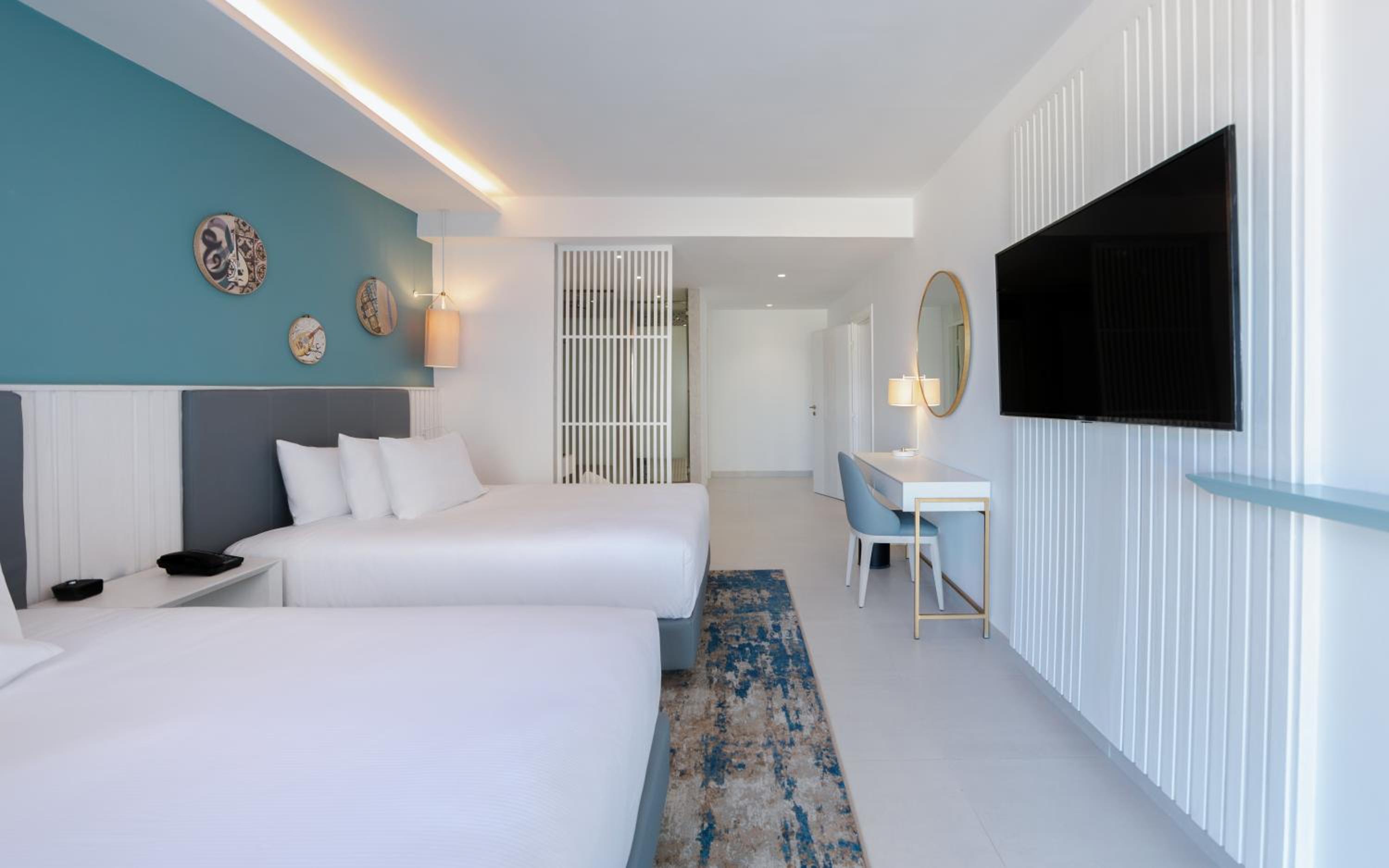 Double Room with Two Double Beds - Photo 1