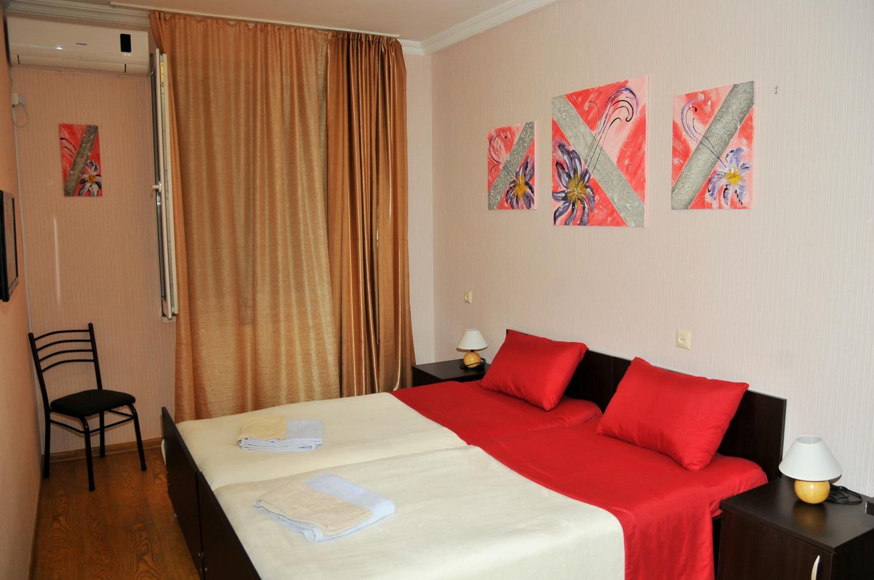 Standard Twin Room photo 2