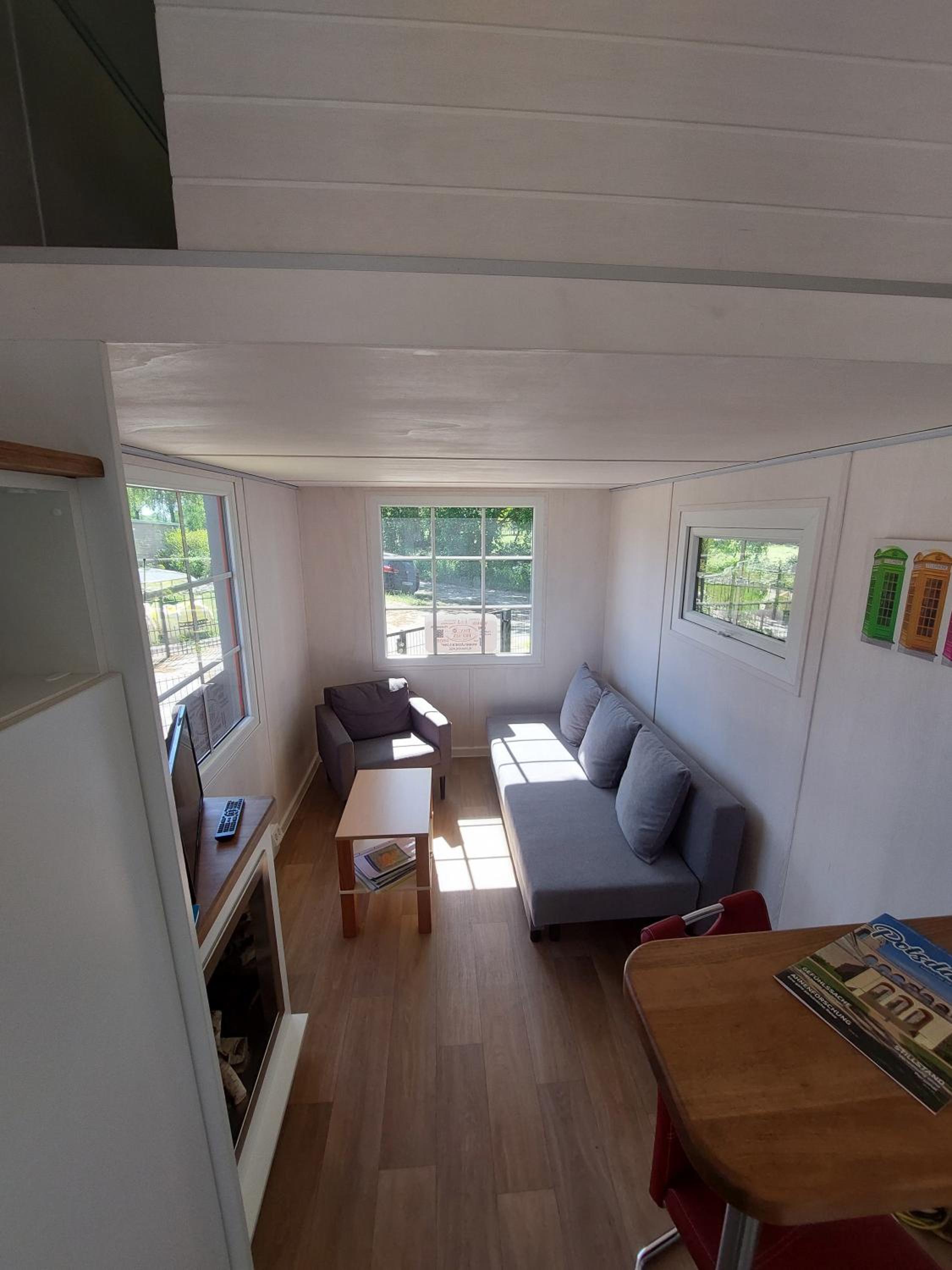 One-Bedroom House photo 1