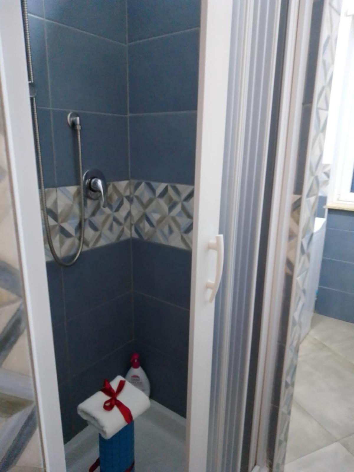 Two-Bedroom Apartment - Photo 2