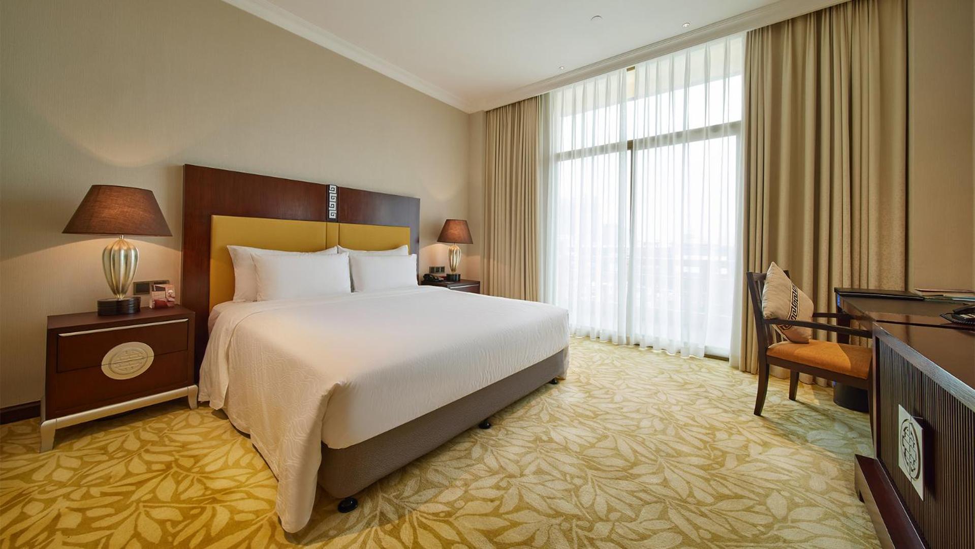 Standard Queen Room