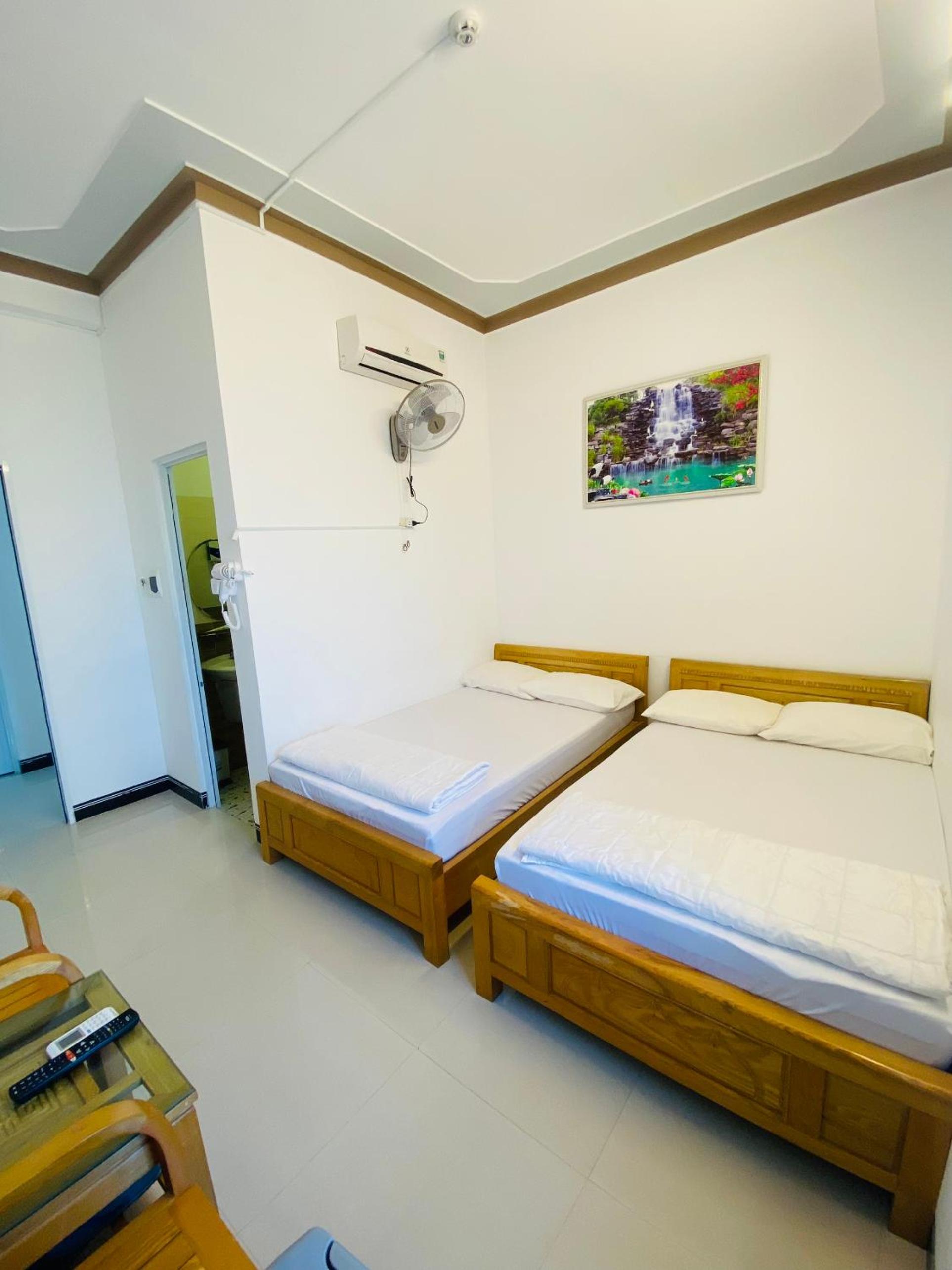 Standard Twin Room photo 2
