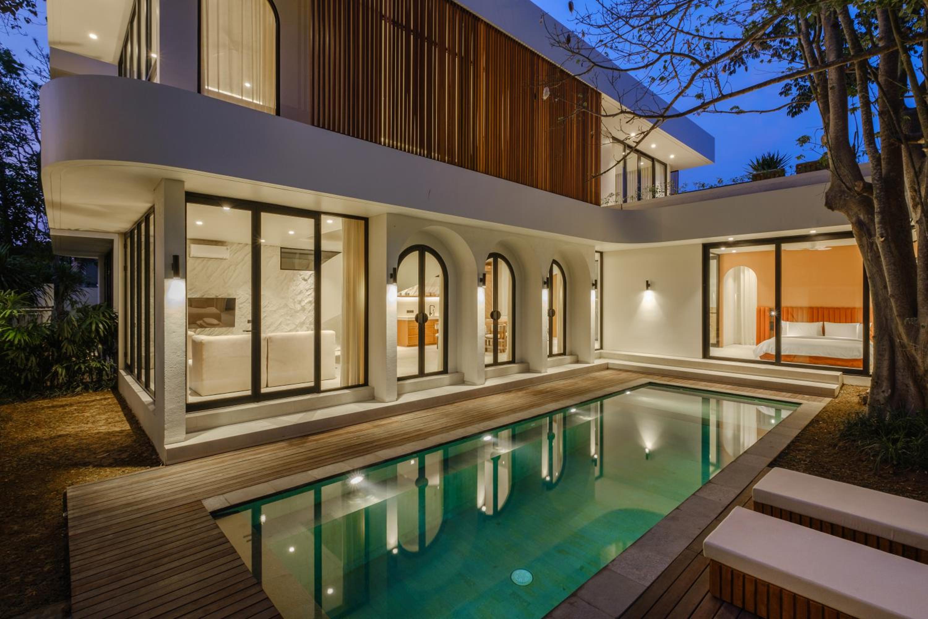 Three-Bedroom Villa photo 2