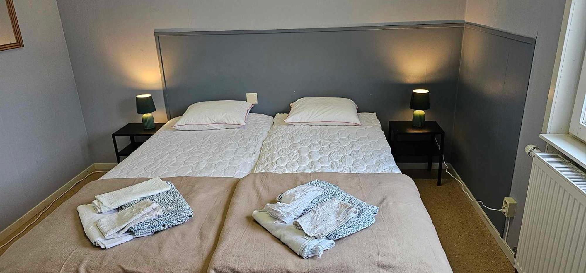 Double Room with Private Bathroom - Photo 17