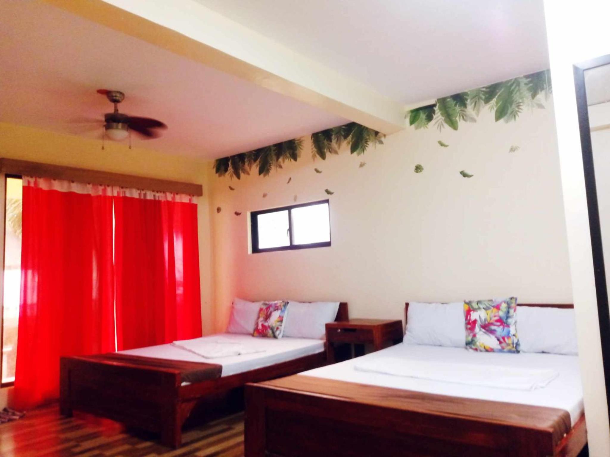 Family Room With Sea View photo 2