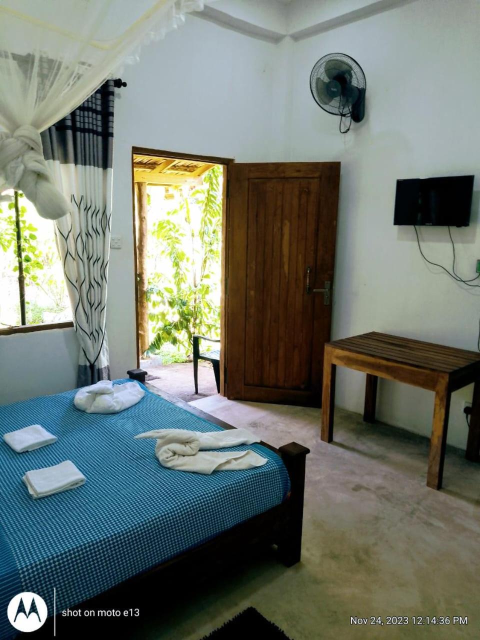 Double Room with Lake View photo 1