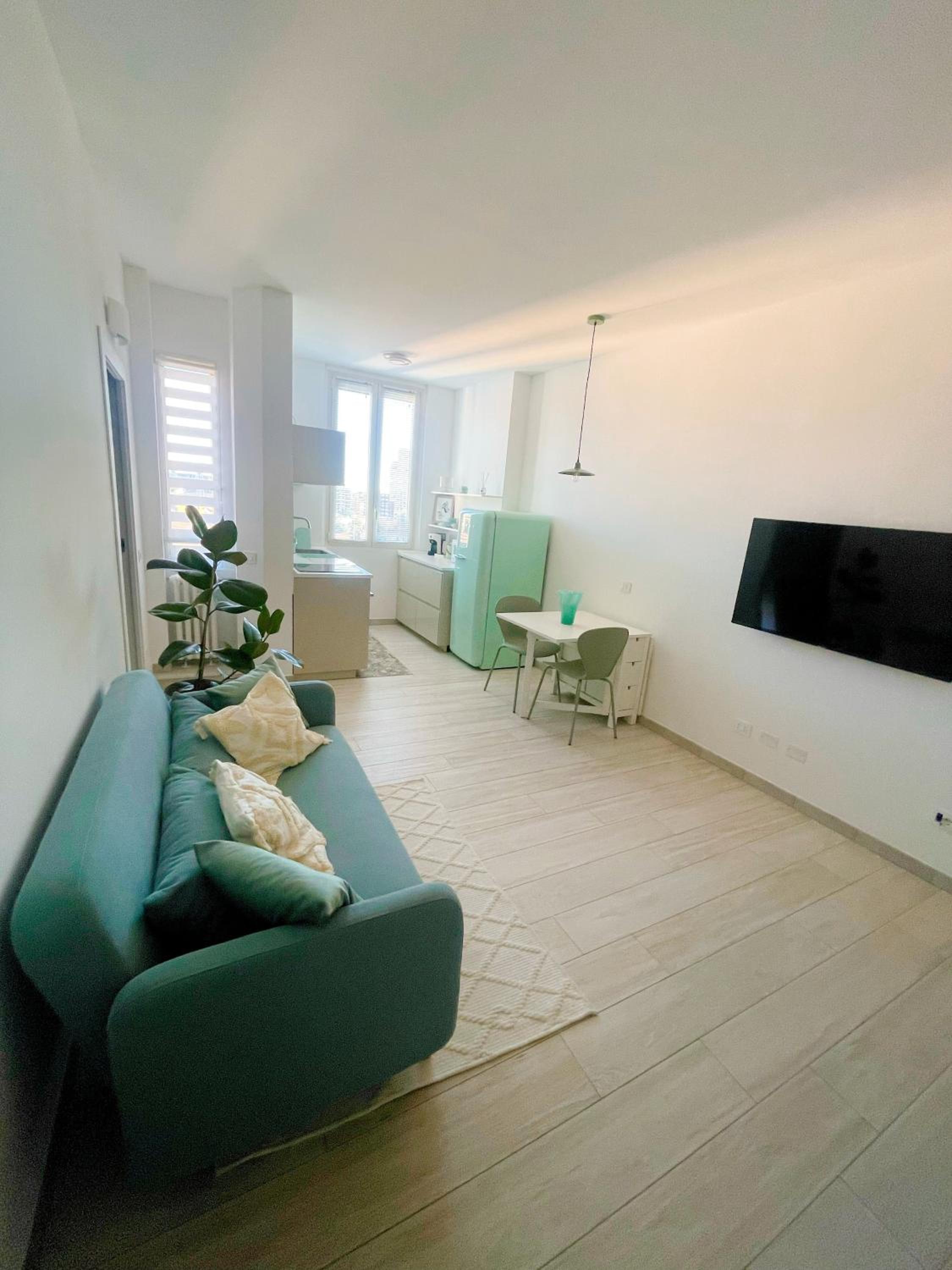 One-Bedroom Apartment