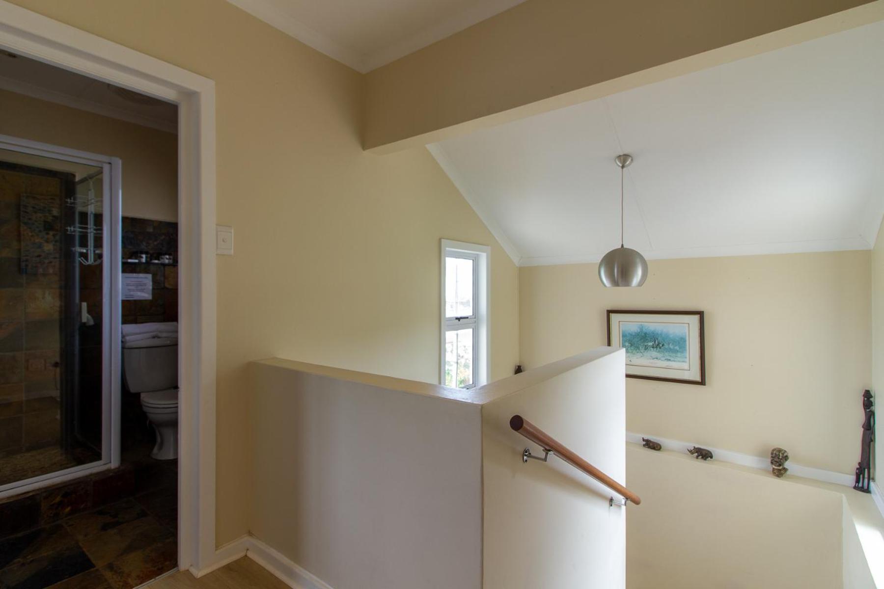 Apartment - Photo 22