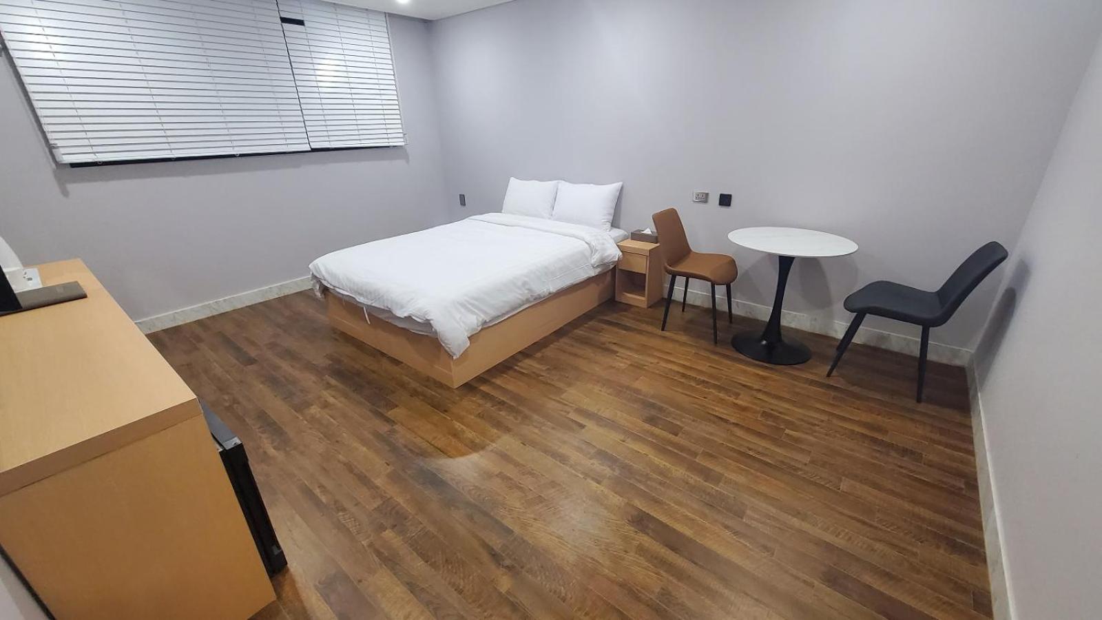 Large Double Room