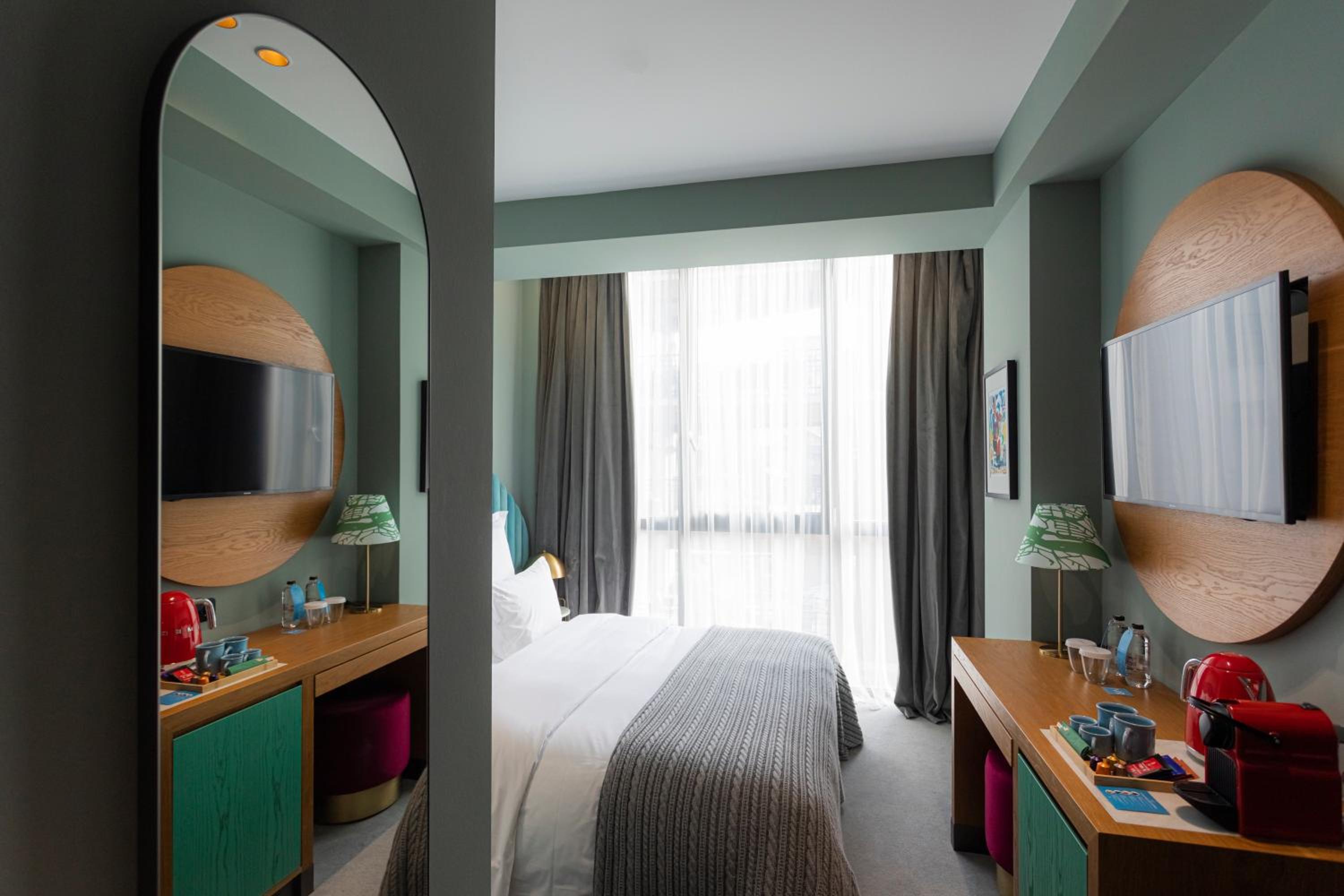 Double or Twin Room - Photo 5