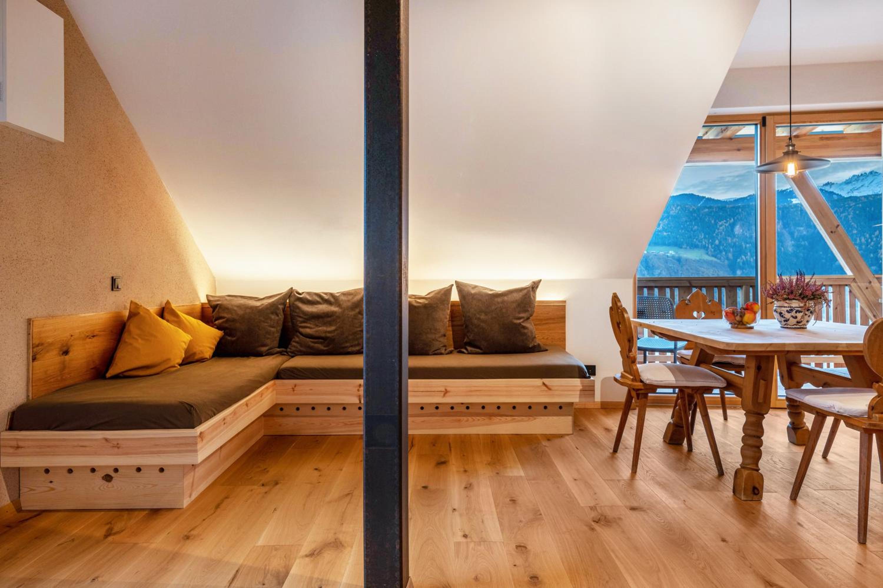 Superior One-Bedroom Apartment with Balcony