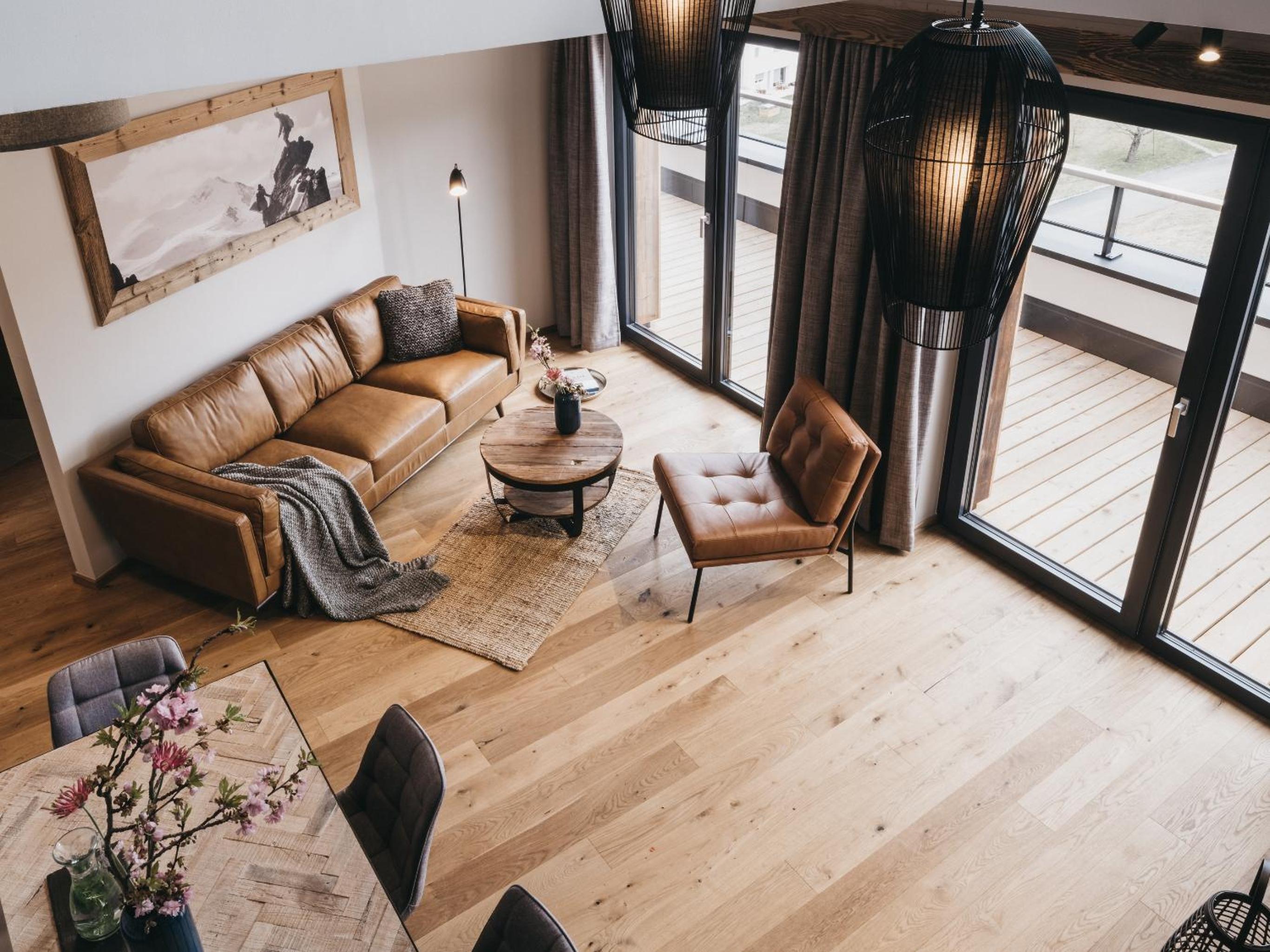 Deluxe Three-Bedroom Maisonnette Apartment 