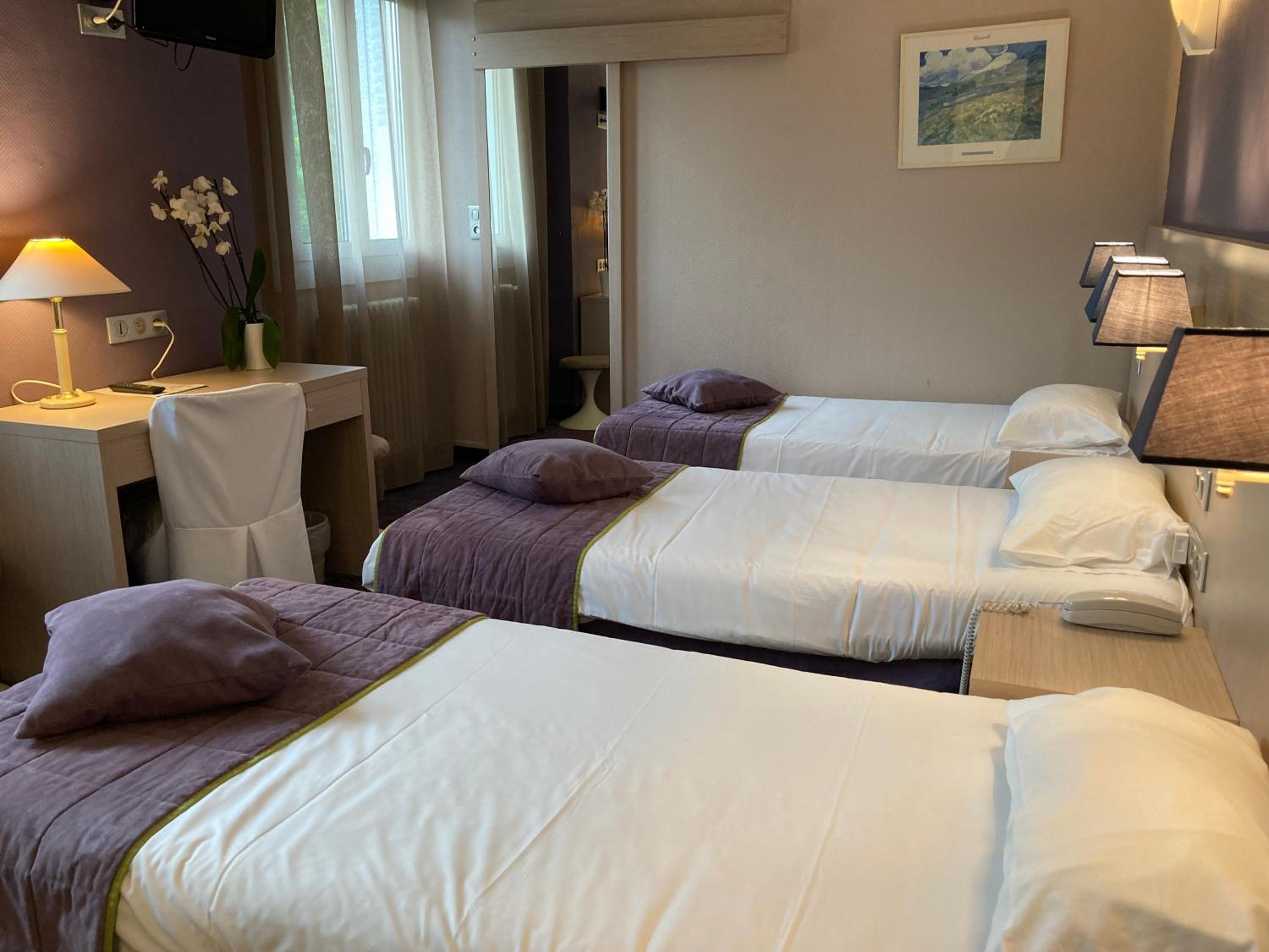 Triple Room - Photo 7